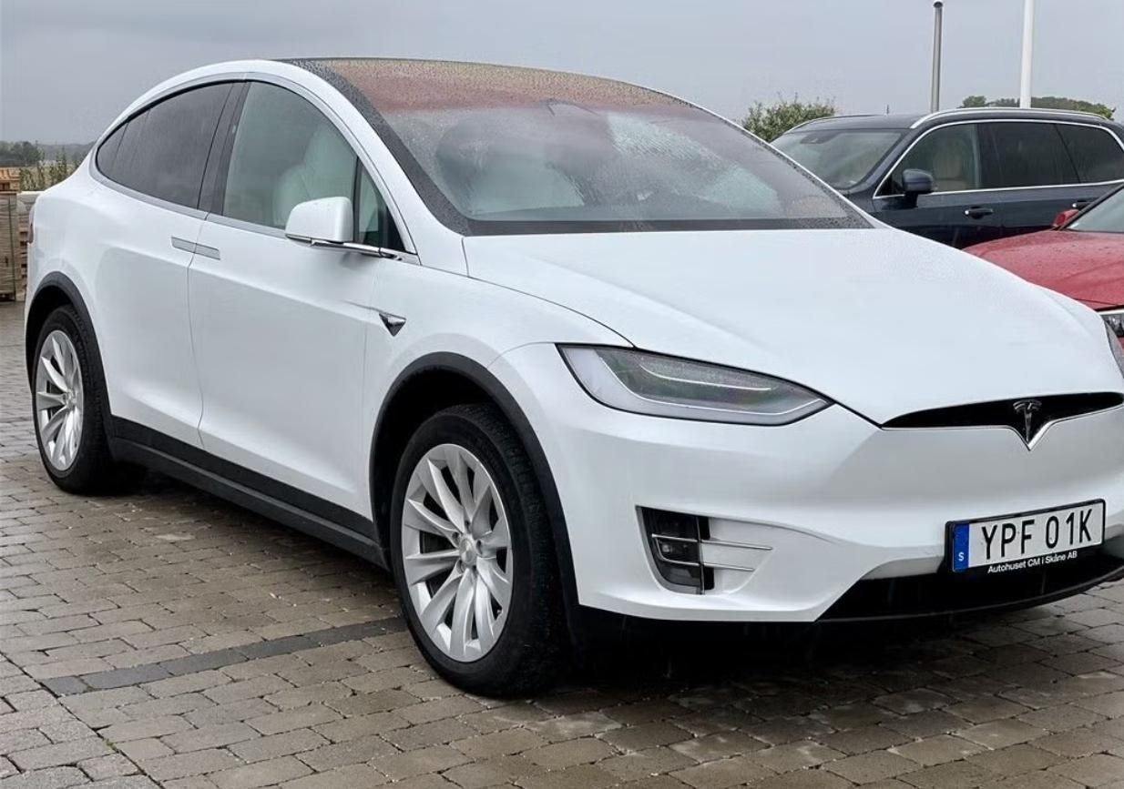 Tesla Model X, Long Range AWD 7 míst FSD Taž. - fotka 2