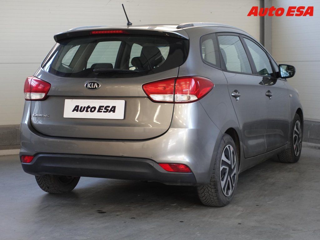 Kia Carens, 1.6GDi,1.maj,ČR,AC,tempo - fotka 4