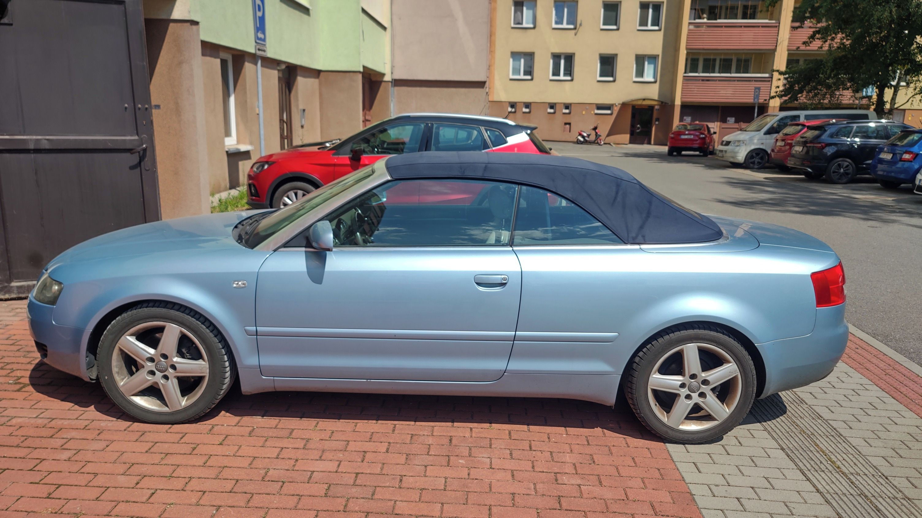 Audi A4, 2.5 V6 TDI - fotka 3