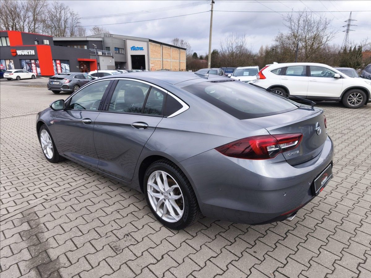 Opel Insignia, 2,0 TDCi Grand Sport 4x4, ČR - fotka 5