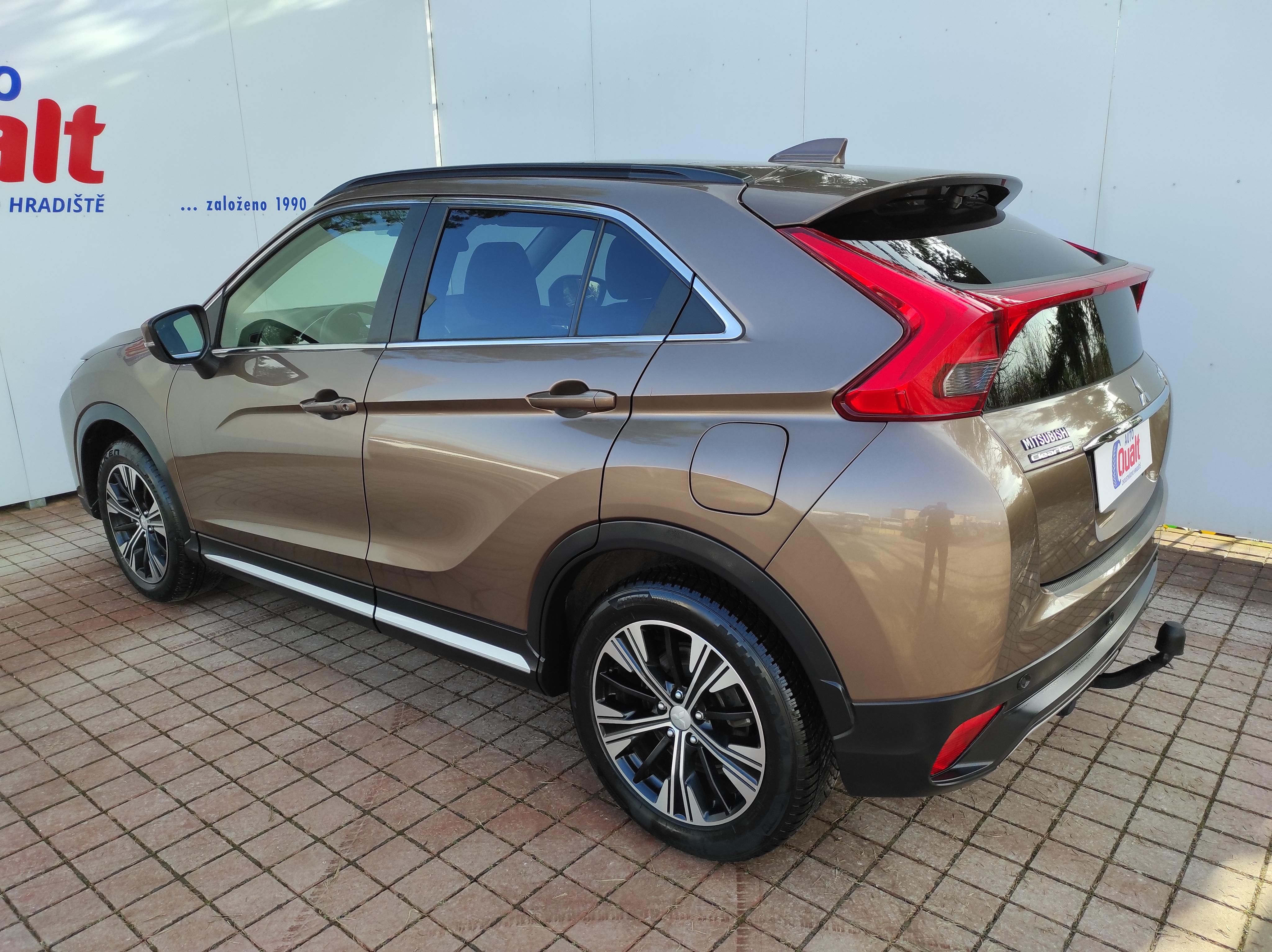 Mitsubishi Eclipse Cross, 1.5 T-MIVEC MAX VÝBAVA INSTYLE - fotka 6