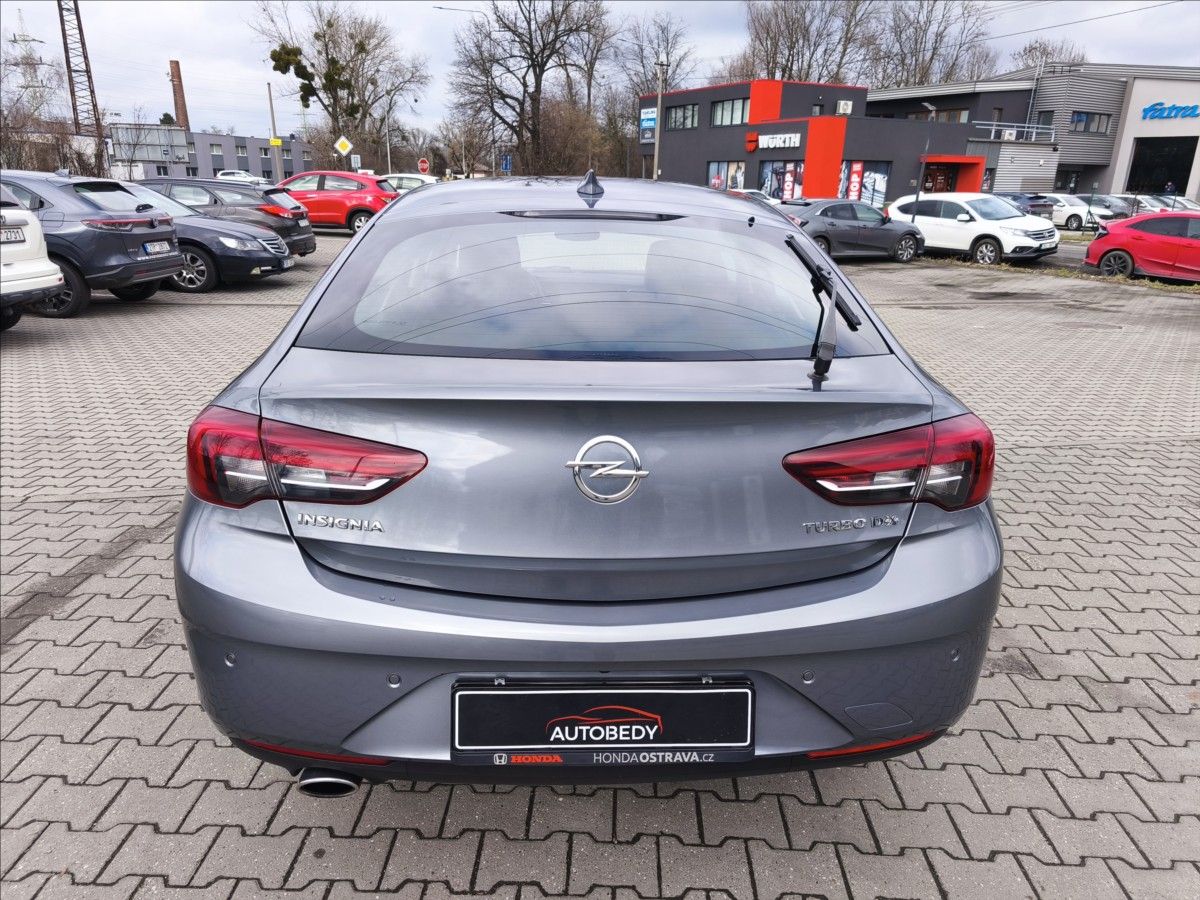 Opel Insignia, 2,0 TDCi Grand Sport 4x4, ČR - fotka 4