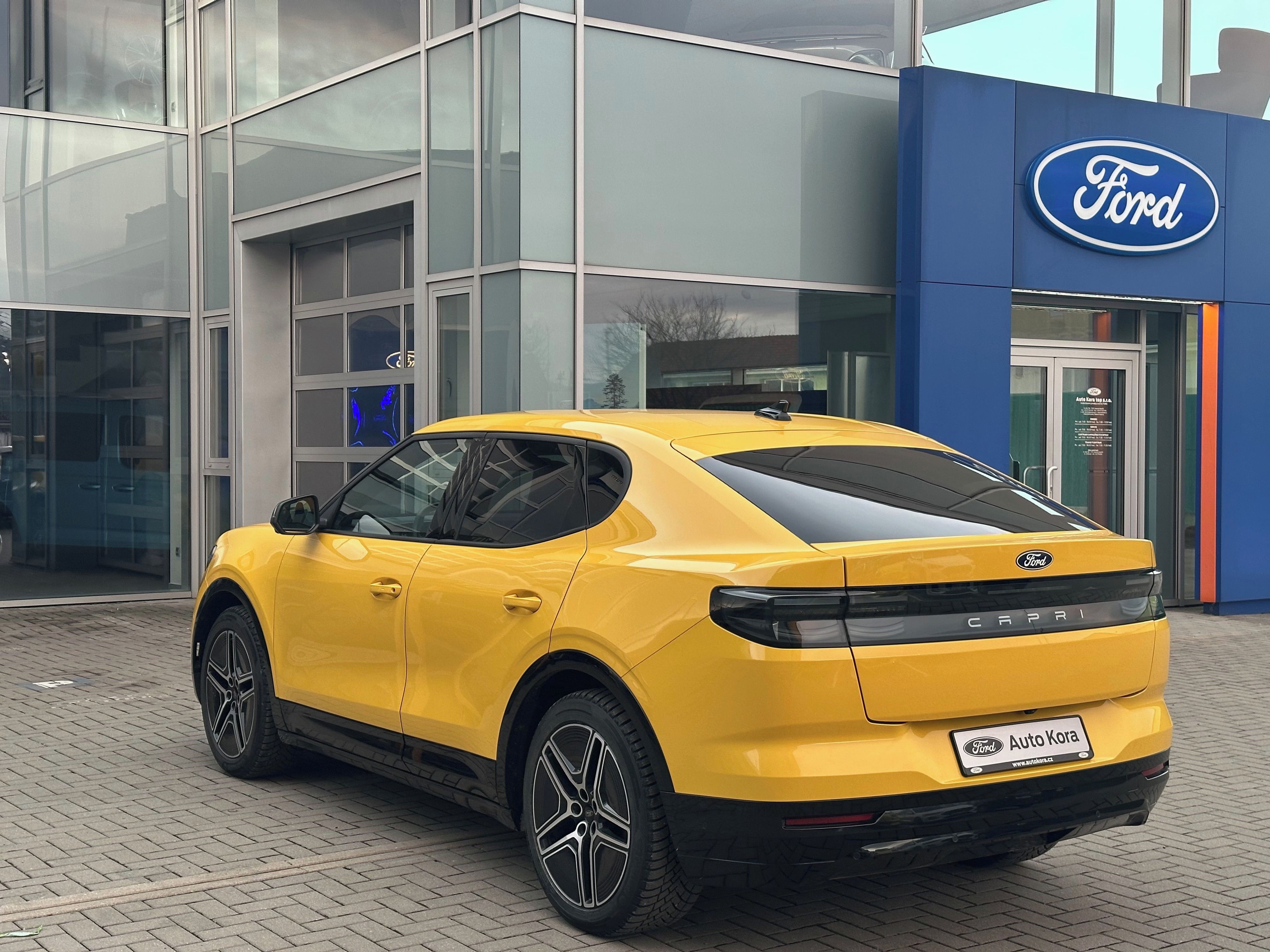 Ford Capri, Premium AWD 2025  ČR FORD - fotka 4