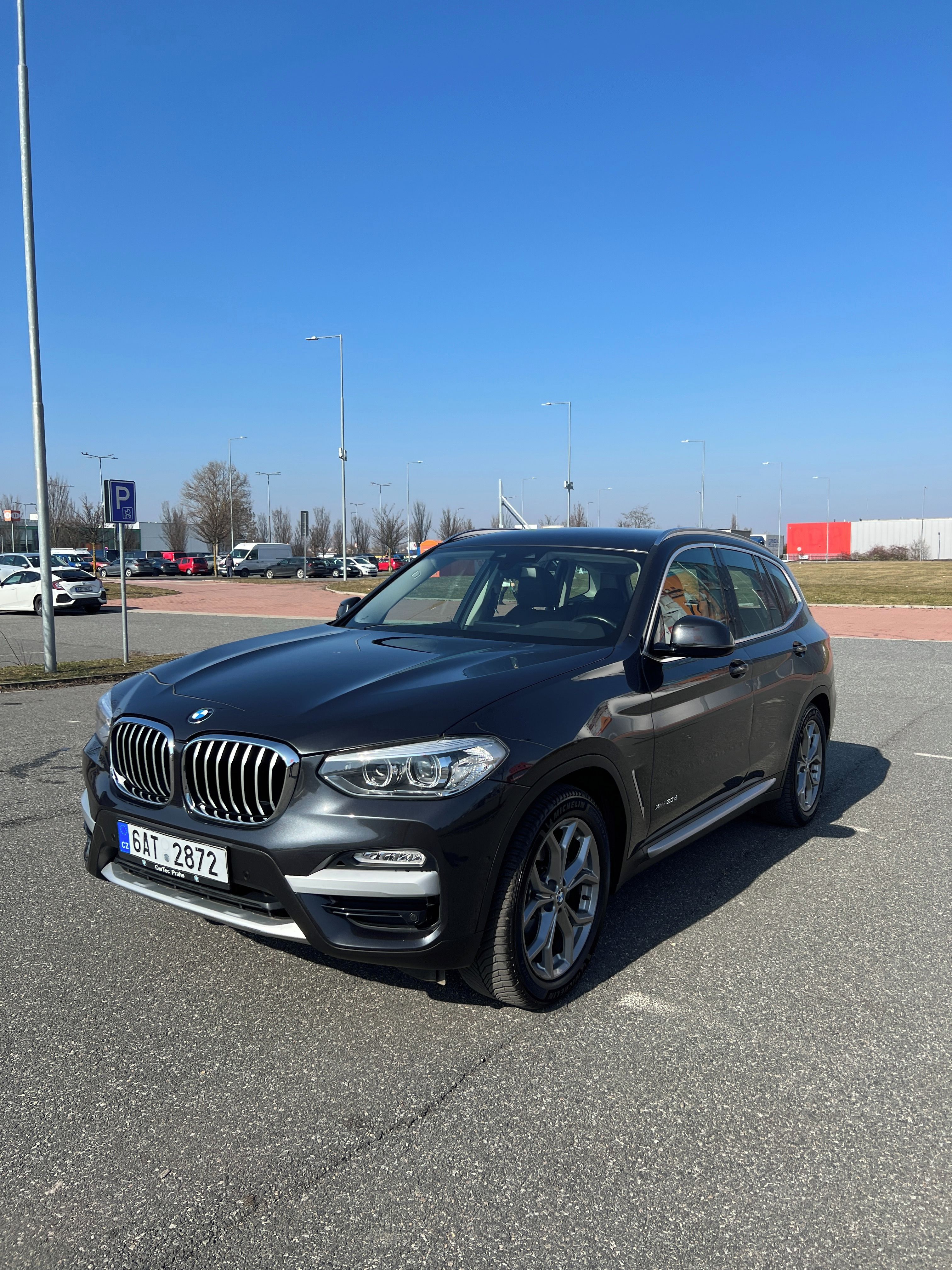 BMW X3, 2.0d Xdrive - fotka 2