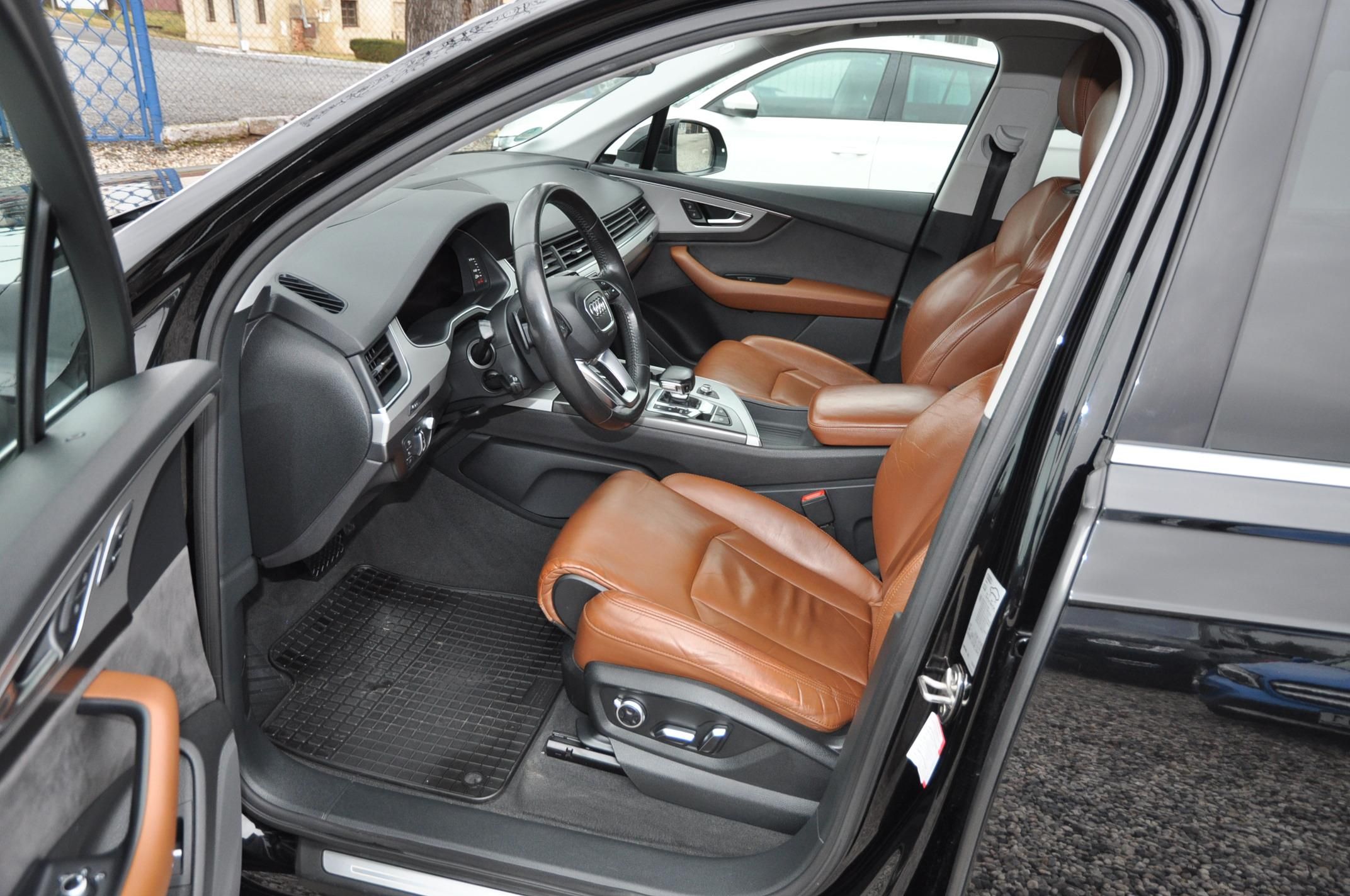 Audi Q7, 3.0TFSi 245kW 4x4 S-line 7.mís - fotka 6