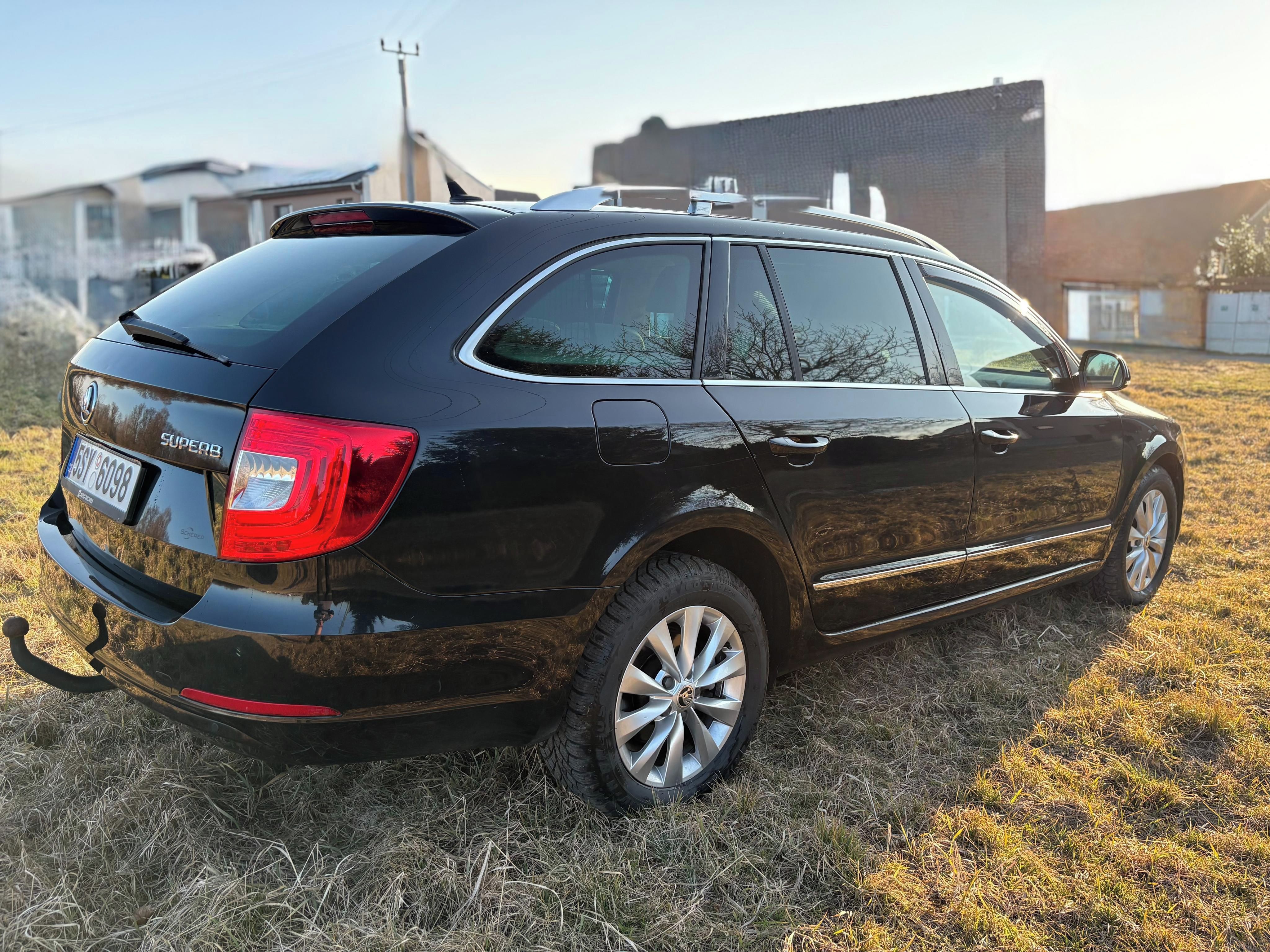 Škoda Superb, 2,0 TDI DSG panorama - fotka 3