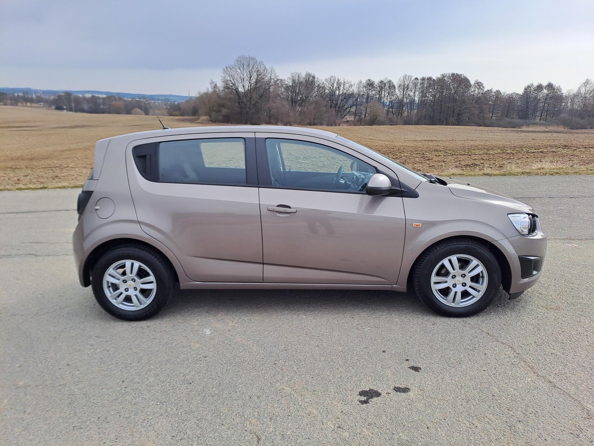 Chevrolet Aveo, 1.2 1.MAJITEL 2xKOLA, SERVISKA - fotka 4