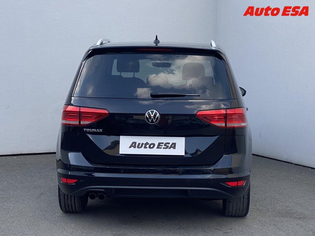 Volkswagen Touran, 2.0 TDi,Comfortline,DSG - fotka 5