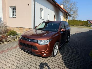 2,2DI-D 4x4 , 7 míst 1 Majitel