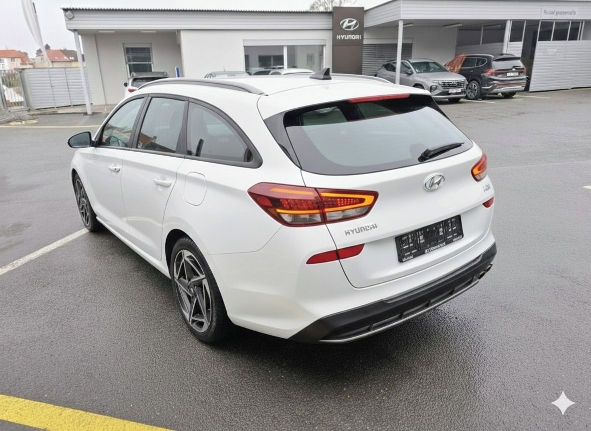 Hyundai i30, COMBI 1,6TGDI 110kW NLINE DCT - fotka 3