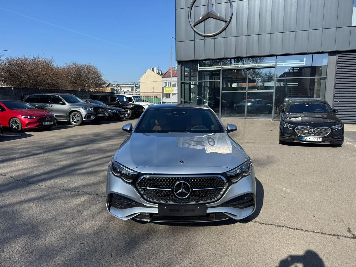 Mercedes-Benz Třídy E, E 450 d 4MATIC - fotka 2