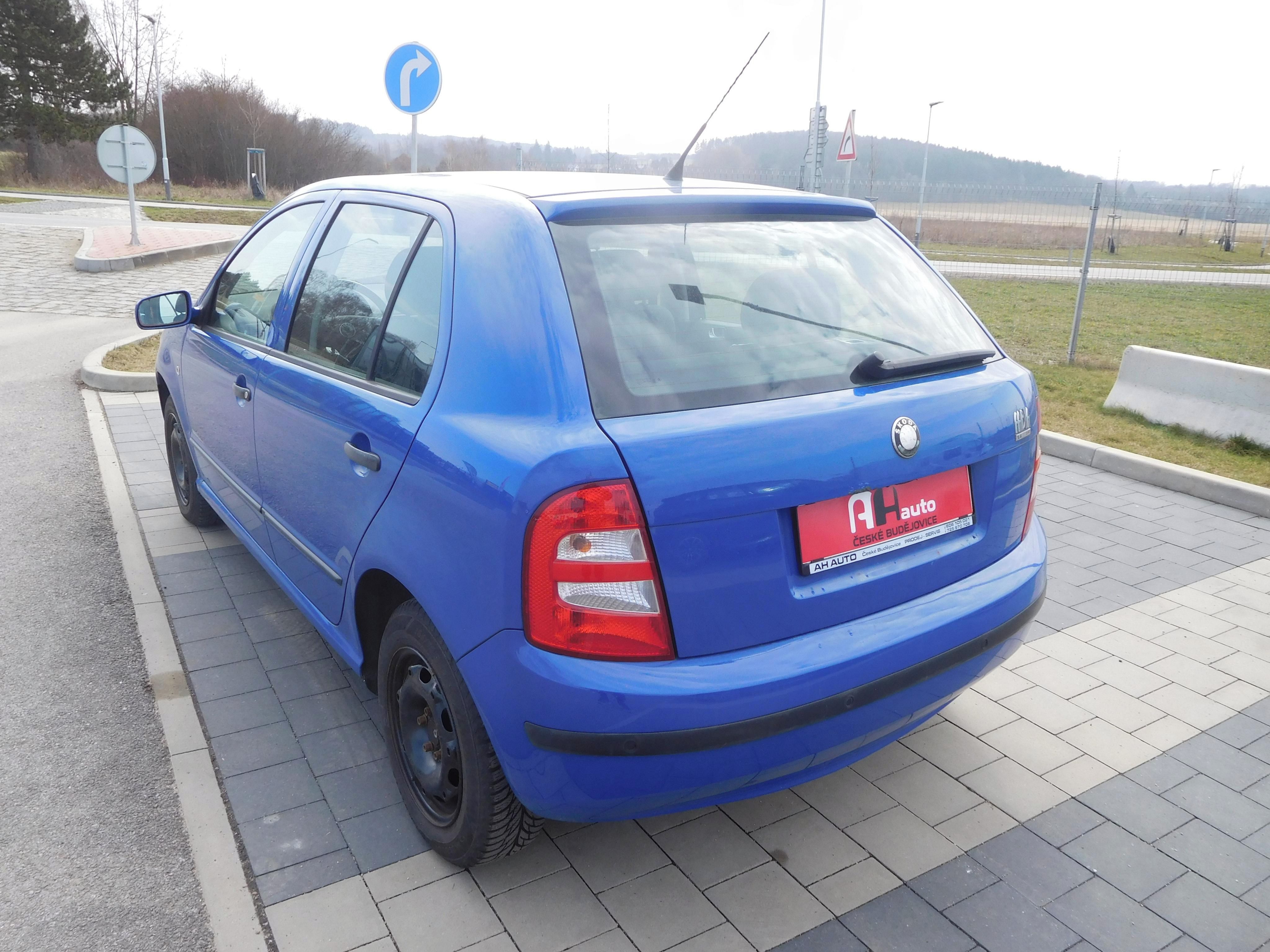 Škoda Fabia, 1.4i 16V Excellent, 74 kW - fotka 4