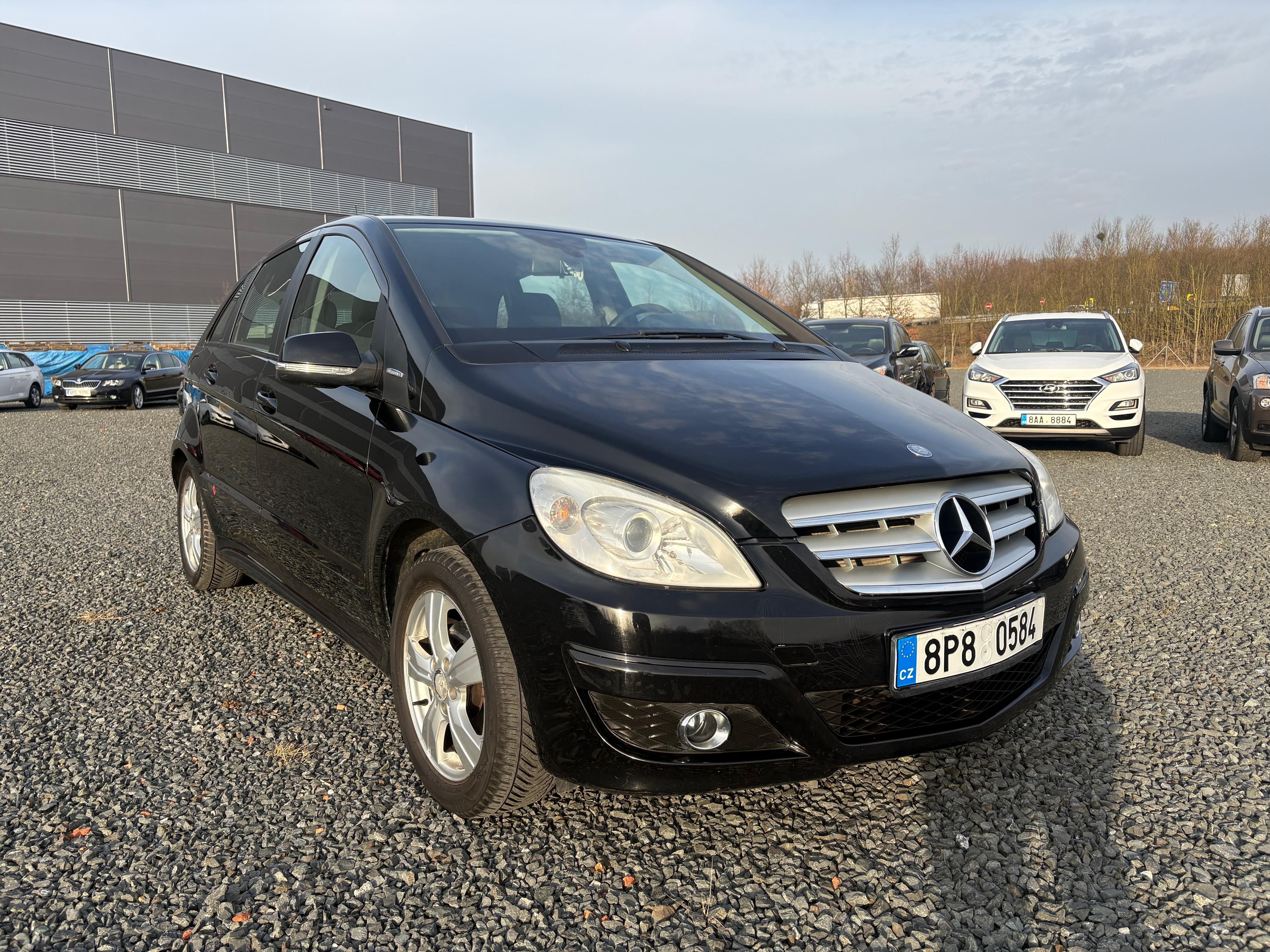 Mercedes-Benz Třídy B, 180i 85kw Classic - fotka 3