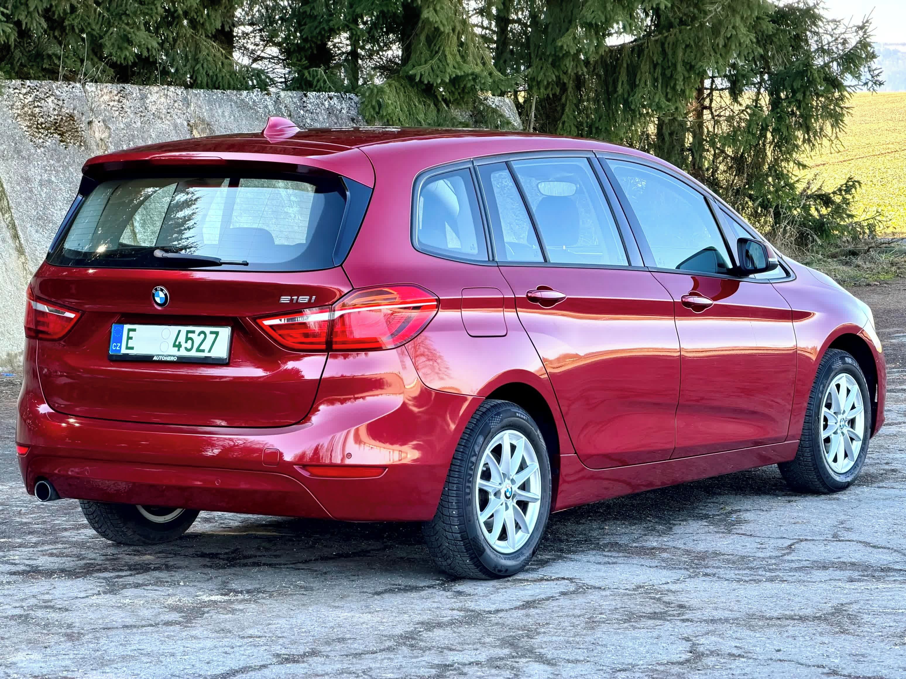 BMW Řada 2, 218i, servis, tažné, serviska - fotka 2