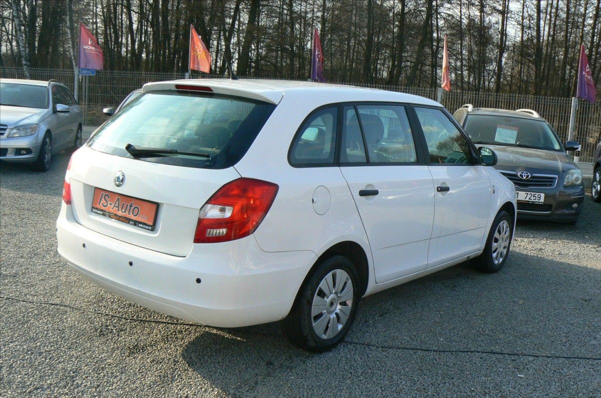 Škoda Fabia, 1,6 TDi COMBI - fotka 6