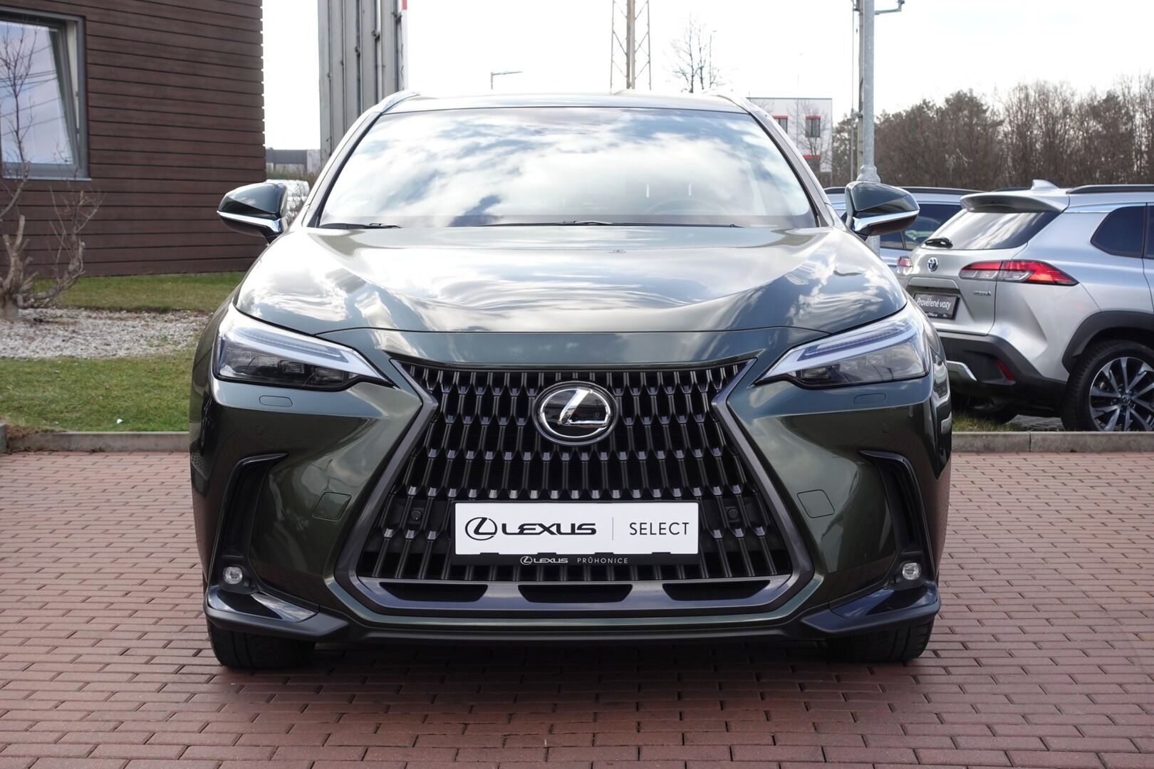 Lexus NX 350h, NX350h Prestige Plus Tech 4x4 - Image 3