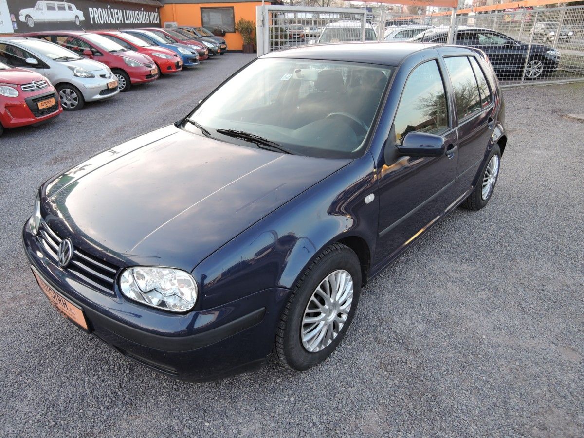 Volkswagen Golf, 1,6 i - fotka 3