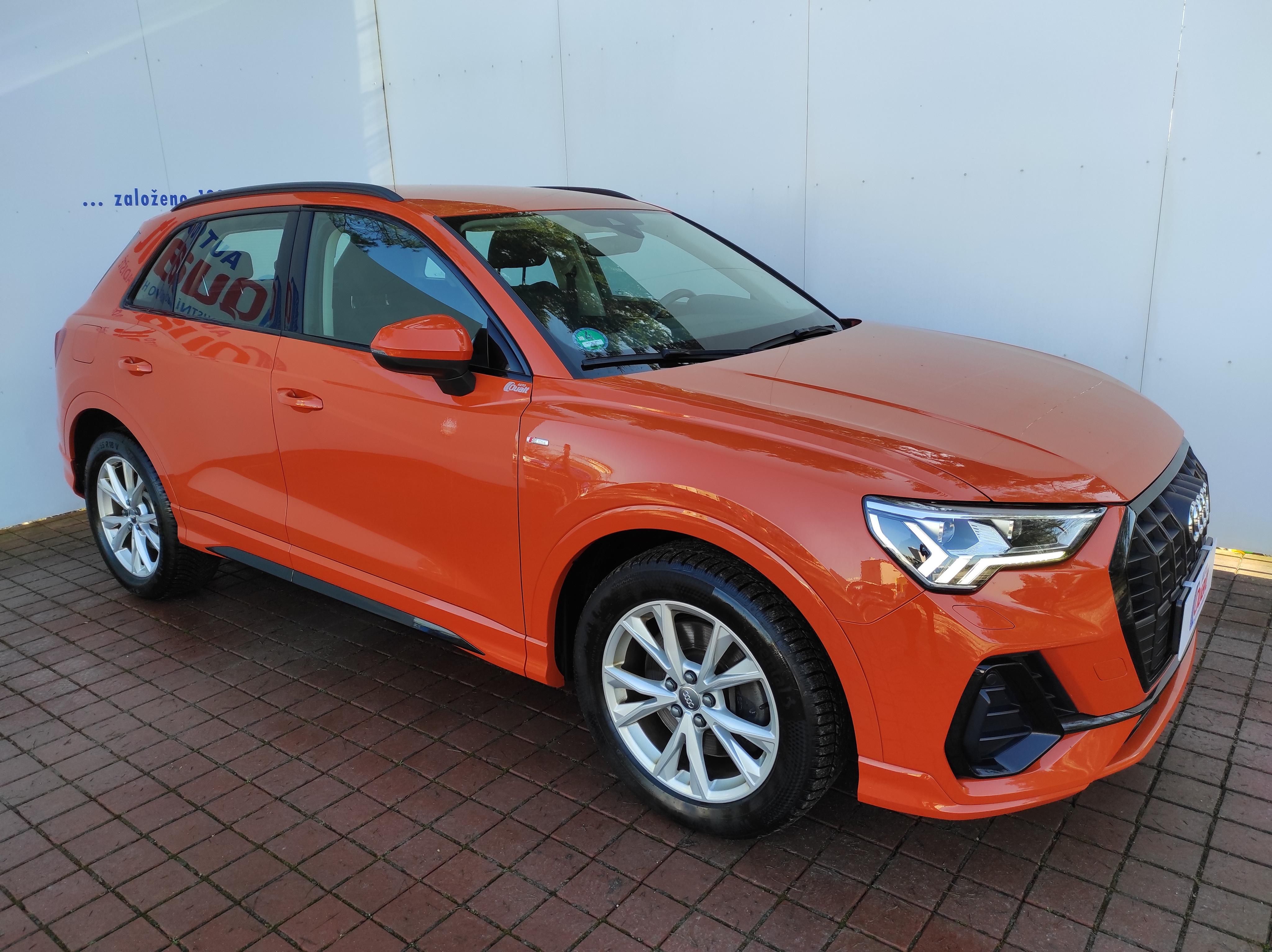 Audi Q3, 2.0 TSI 4x4 S-line, DSG,VÝBAVA - fotka 5