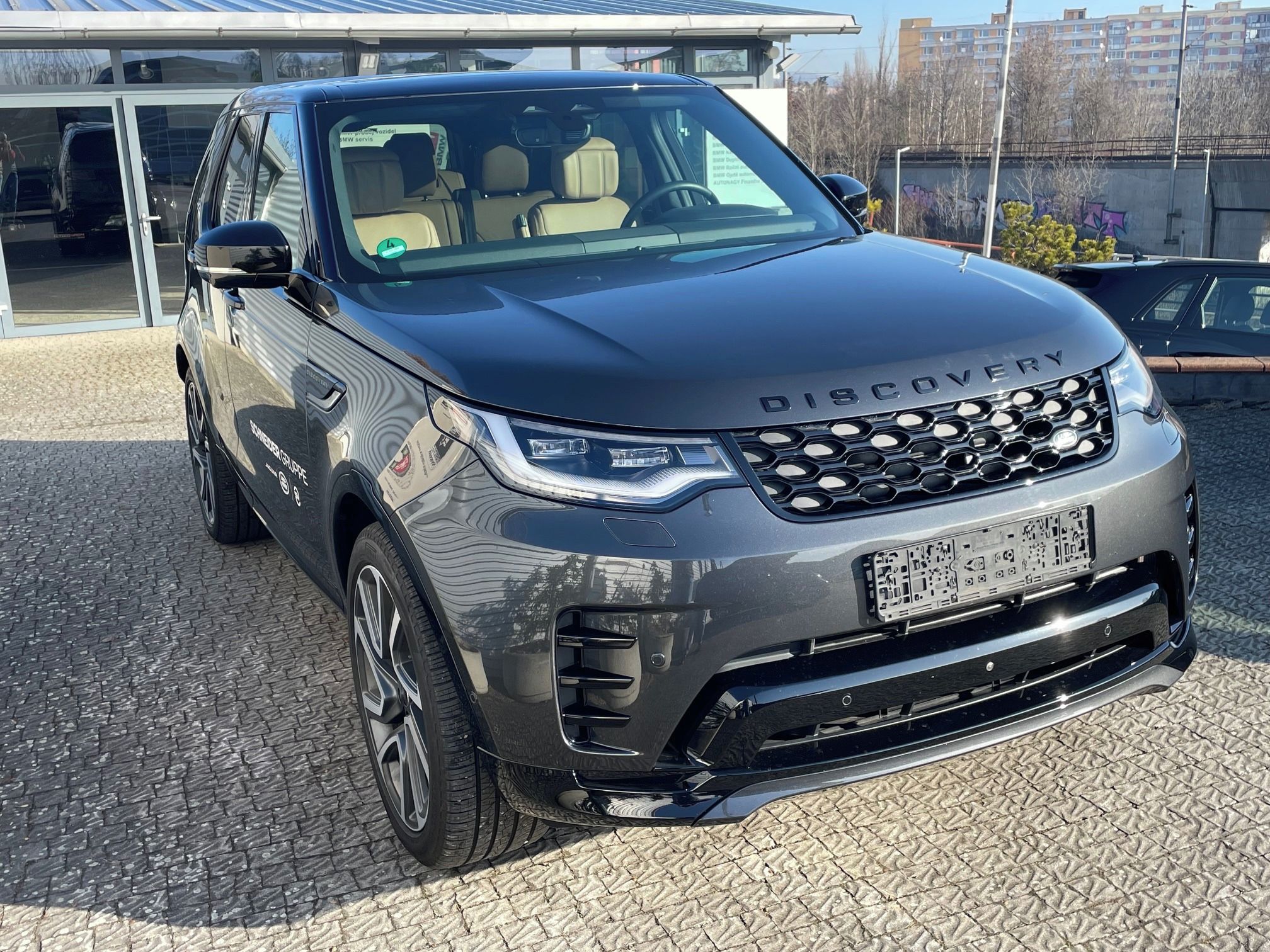 Land Rover Discovery, HSE D350 R-Dyn - fotka 4