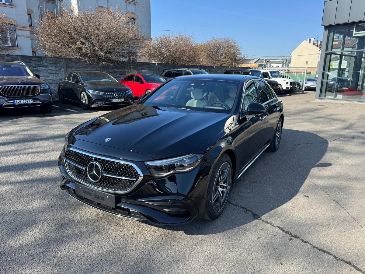 Mercedes-Benz Třídy E, E 220 d 4MATIC - fotka 3