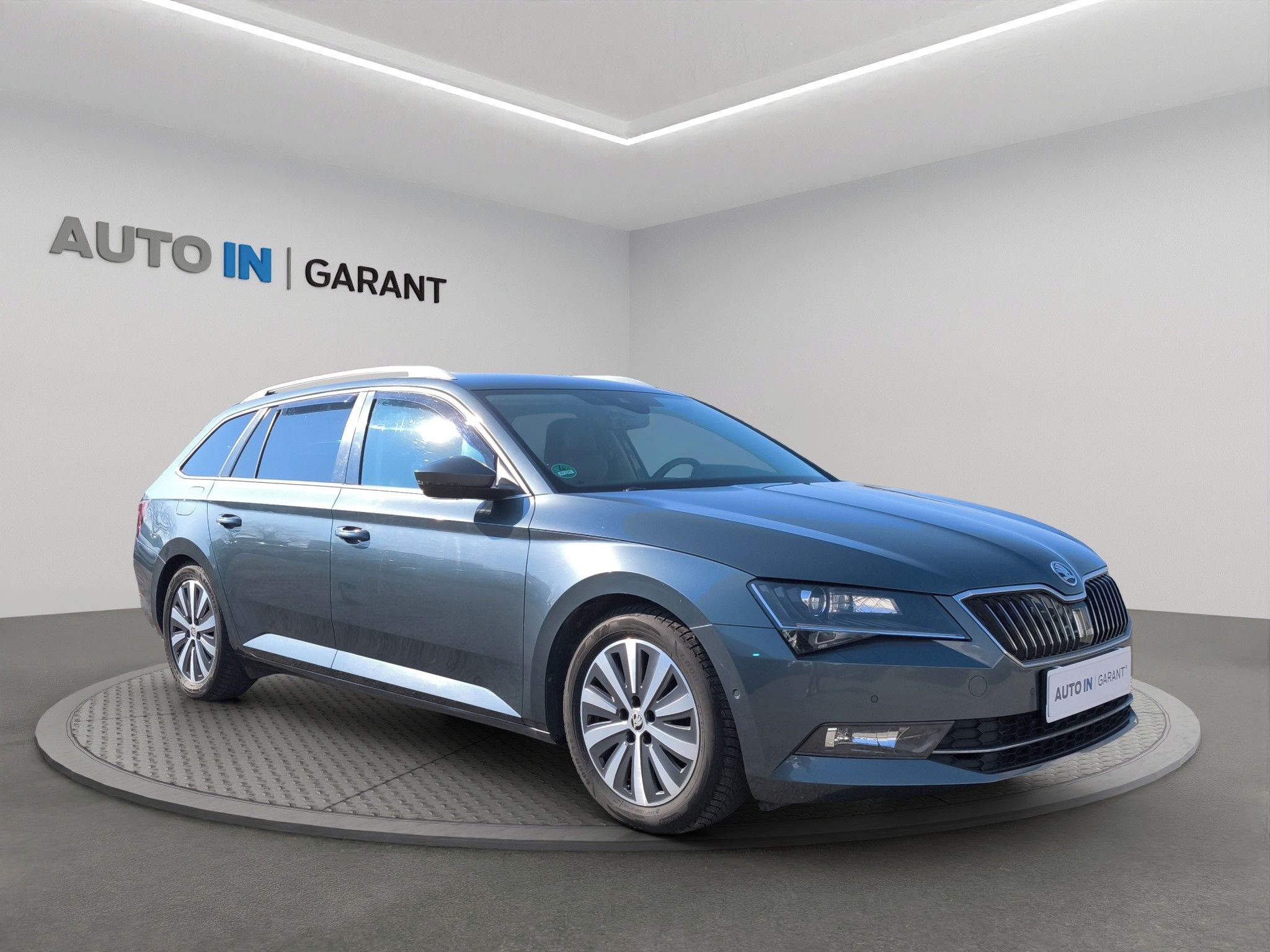 Škoda Superb, Style GreenLine 1.6 TDi 88kW, - fotka 3