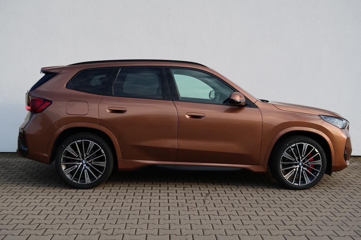 BMW X1, xDrive23i - fotka 5