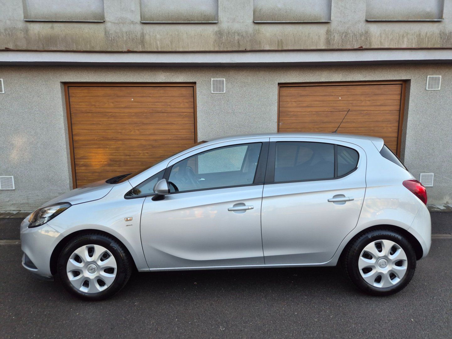 Opel Corsa, 1.4i 66kW klima ČR serv.kniha - fotka 6