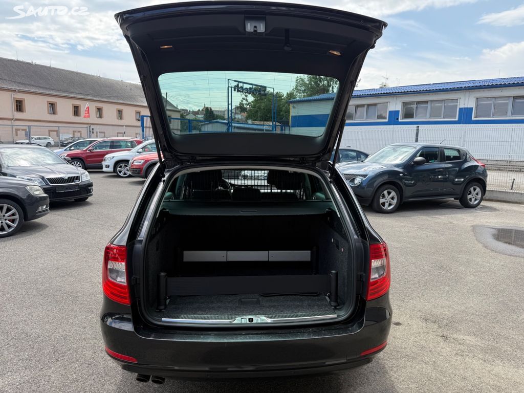 Škoda Superb, 2.0 TDI 103kw DSG - fotka 3