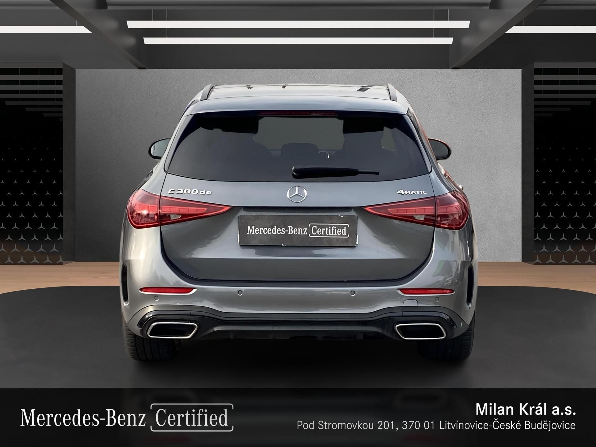 Mercedes-Benz Třídy C, C 300 de 4MATIC - fotka 4