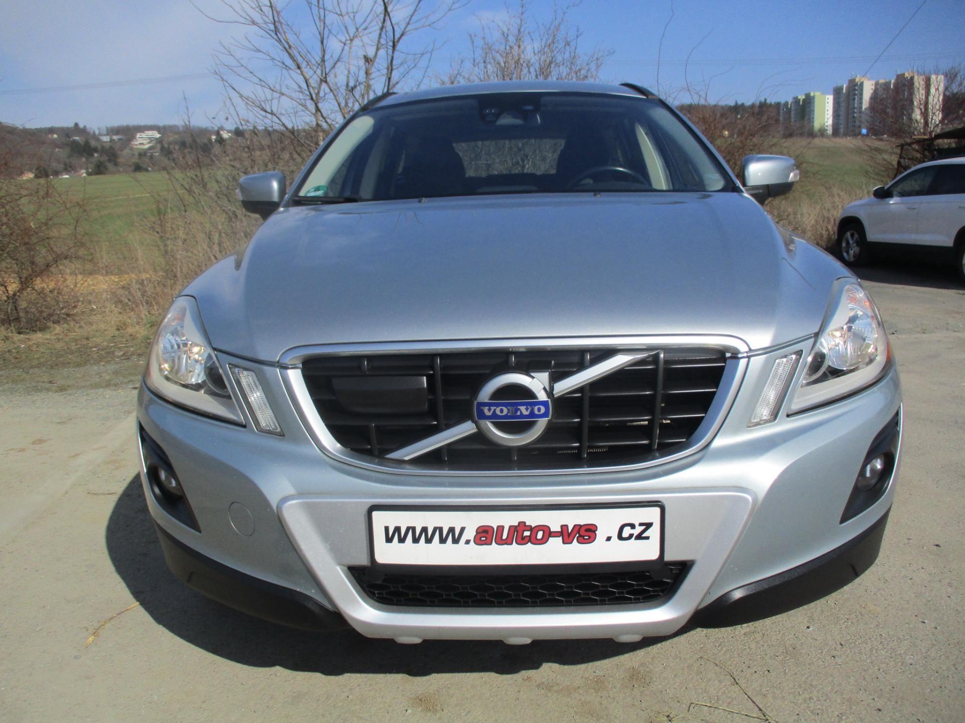 Volvo XC60, 2.4 D5*136kW*AWD*197TKM*6MAN.P - fotka 3