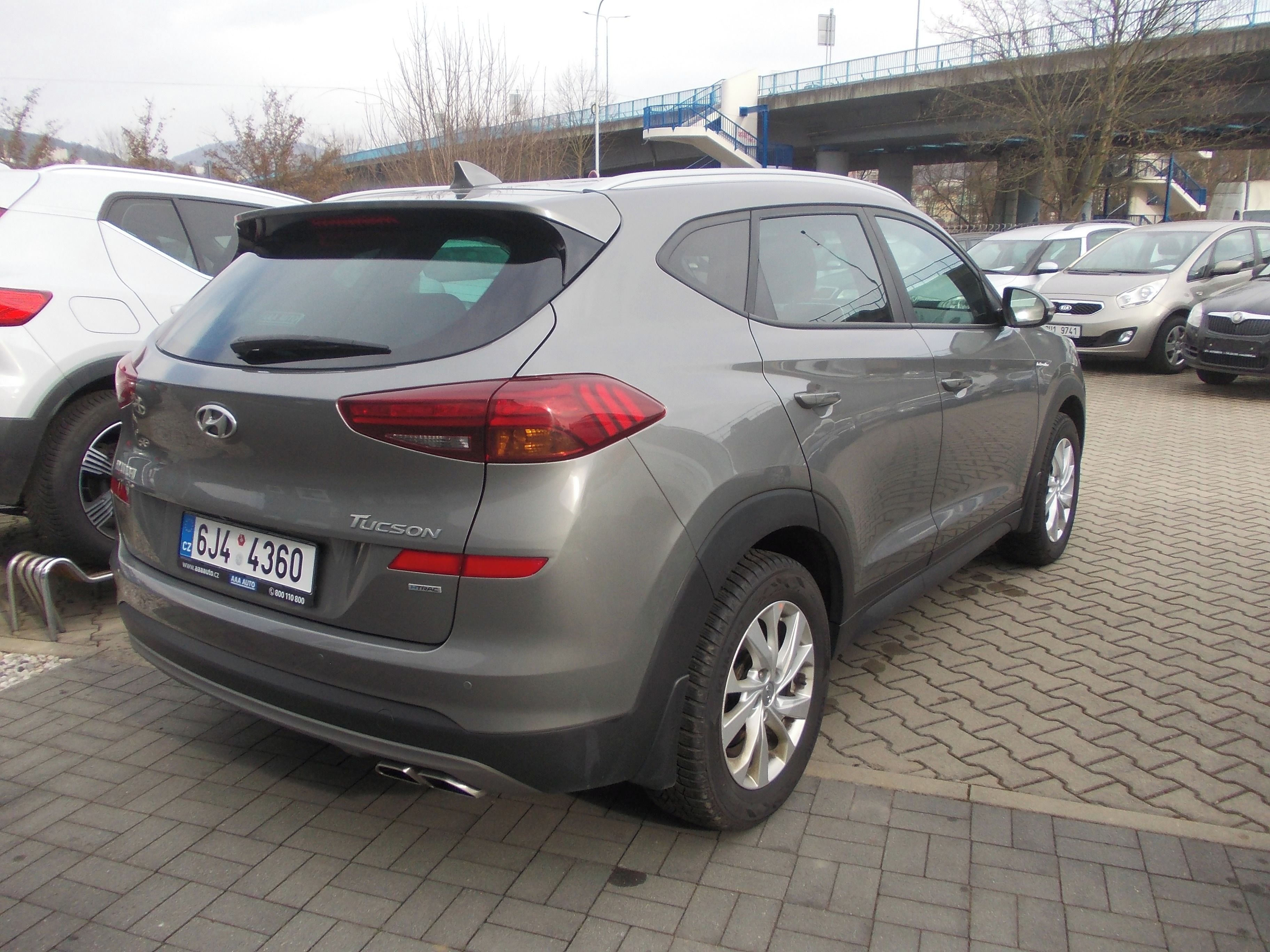 Hyundai Tucson, 2.0CDRI 136KW AUTOMAT ČR - fotka 3