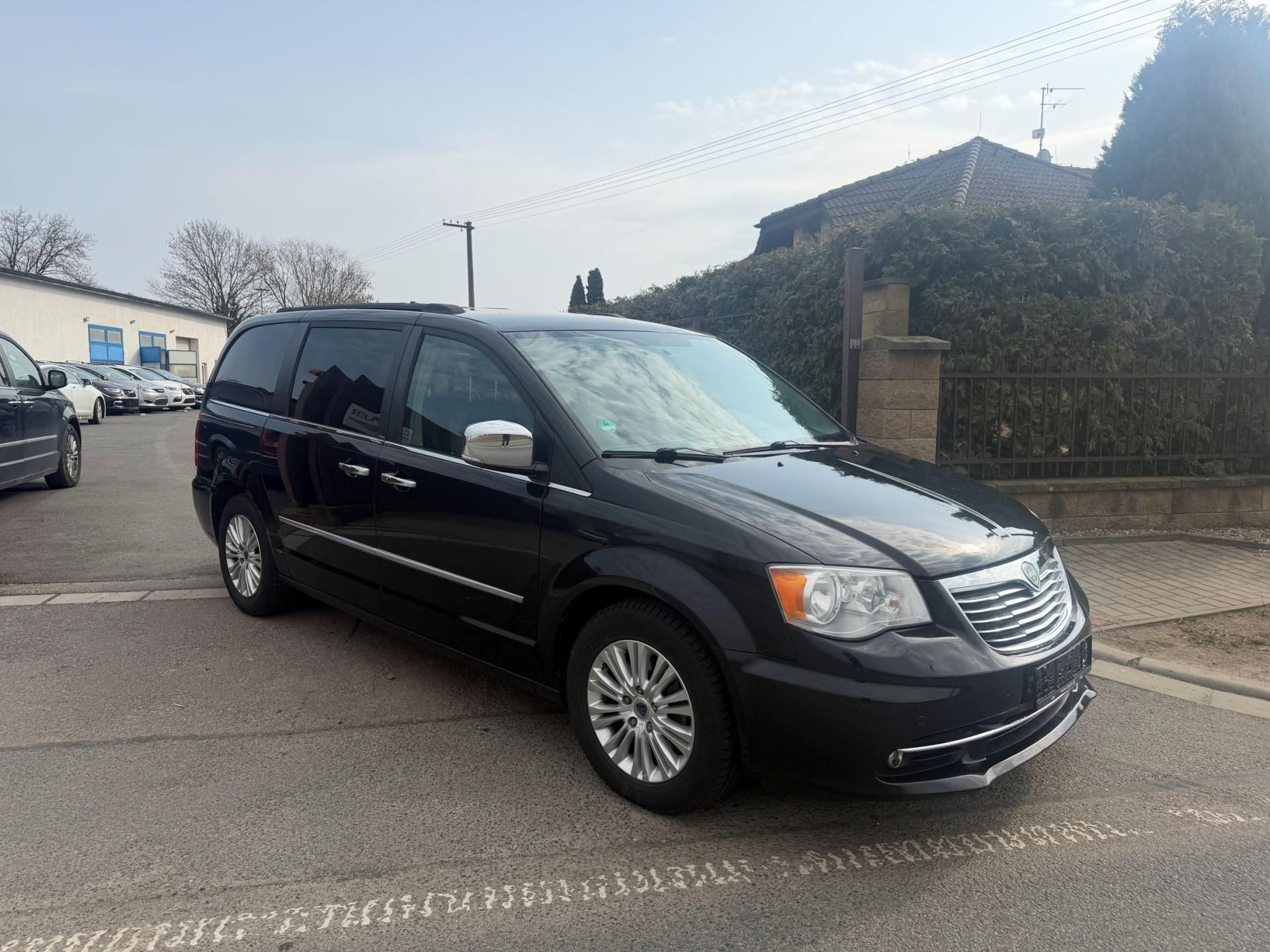 Lancia Voyager, Town Coutntry 3,6 DVD Limited