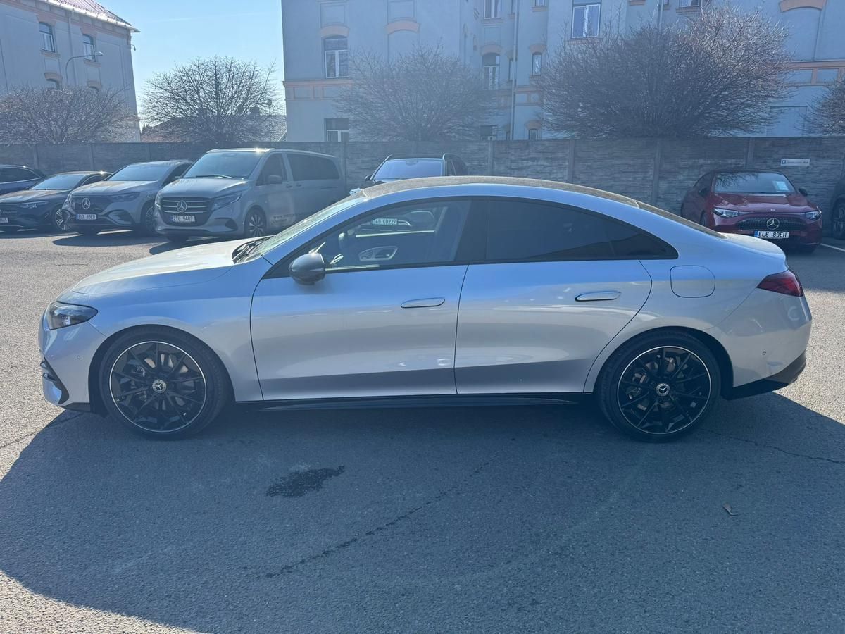Mercedes-Benz CLA, 200 - fotka 4