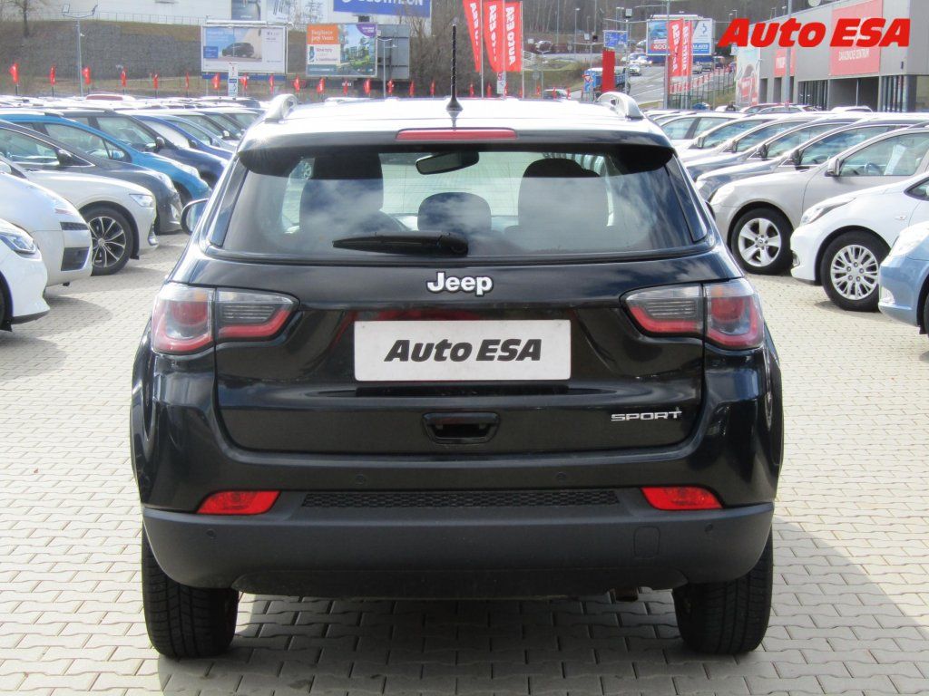 Jeep Compass, 1.4T,ČR - fotka 5