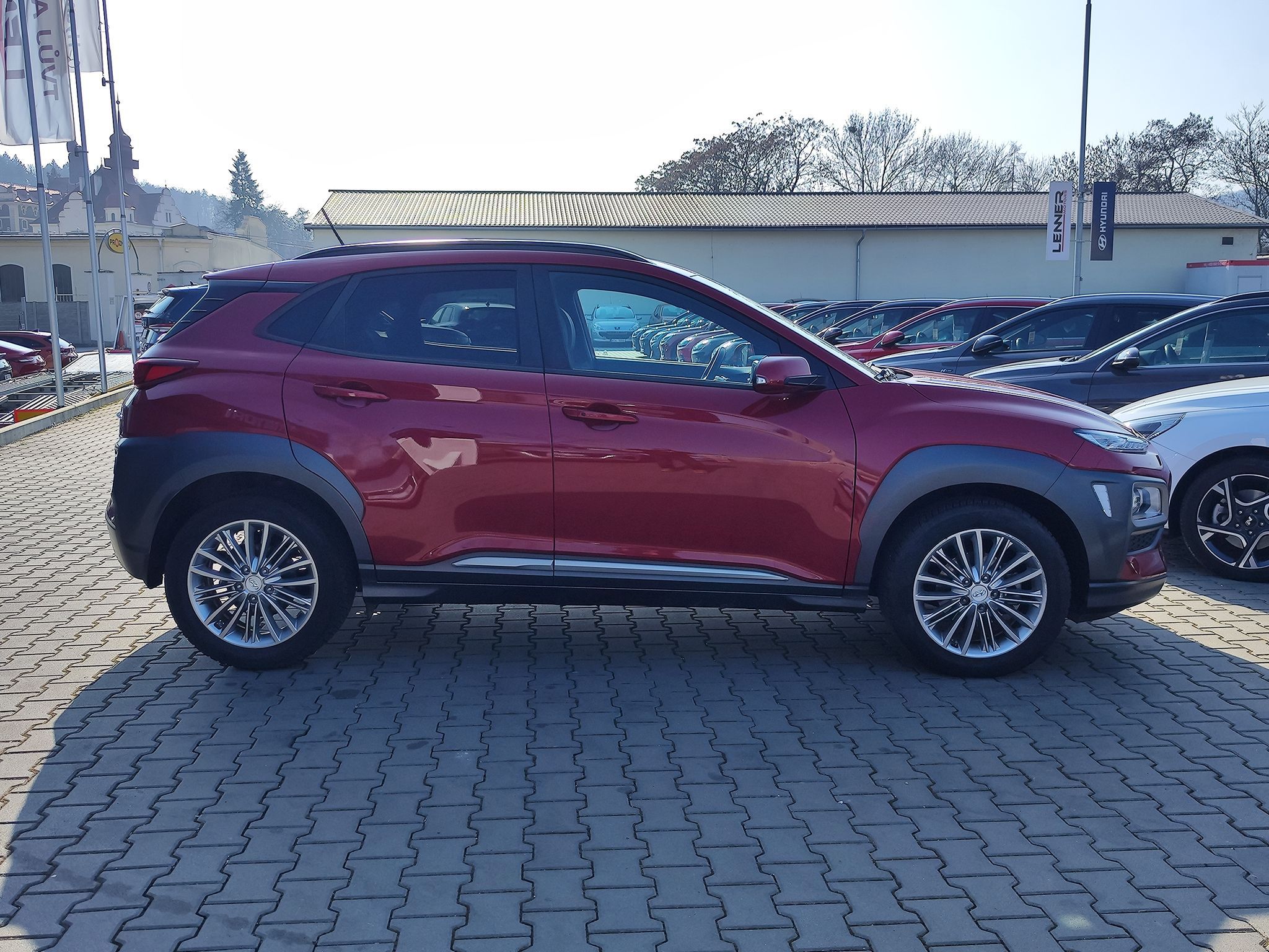 Hyundai Kona, 1.0 T-GDI/88kW Premium Red - fotka 4