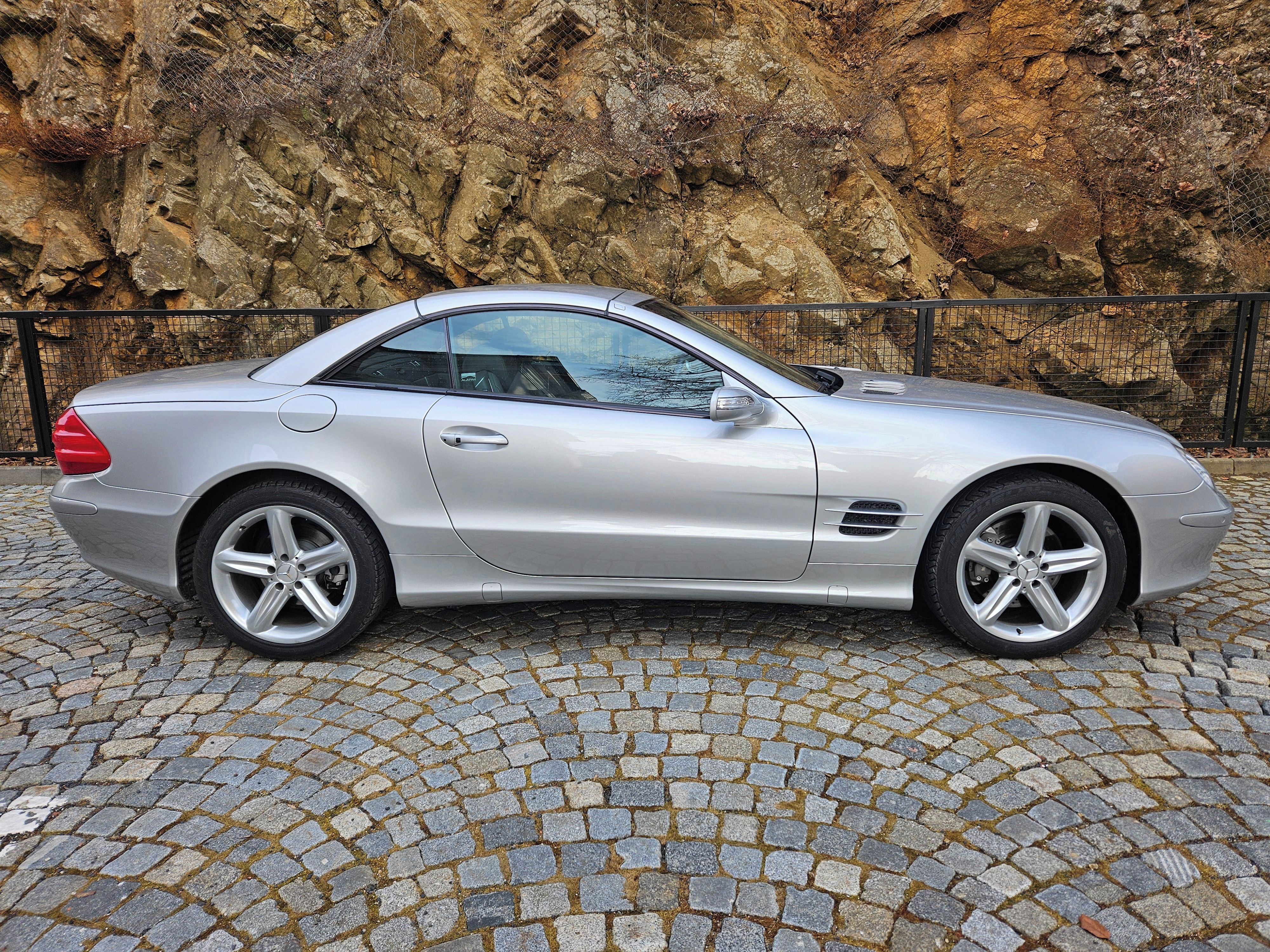 Mercedes-Benz SL, SL 500 ORIG. 20.850 km - fotka 5