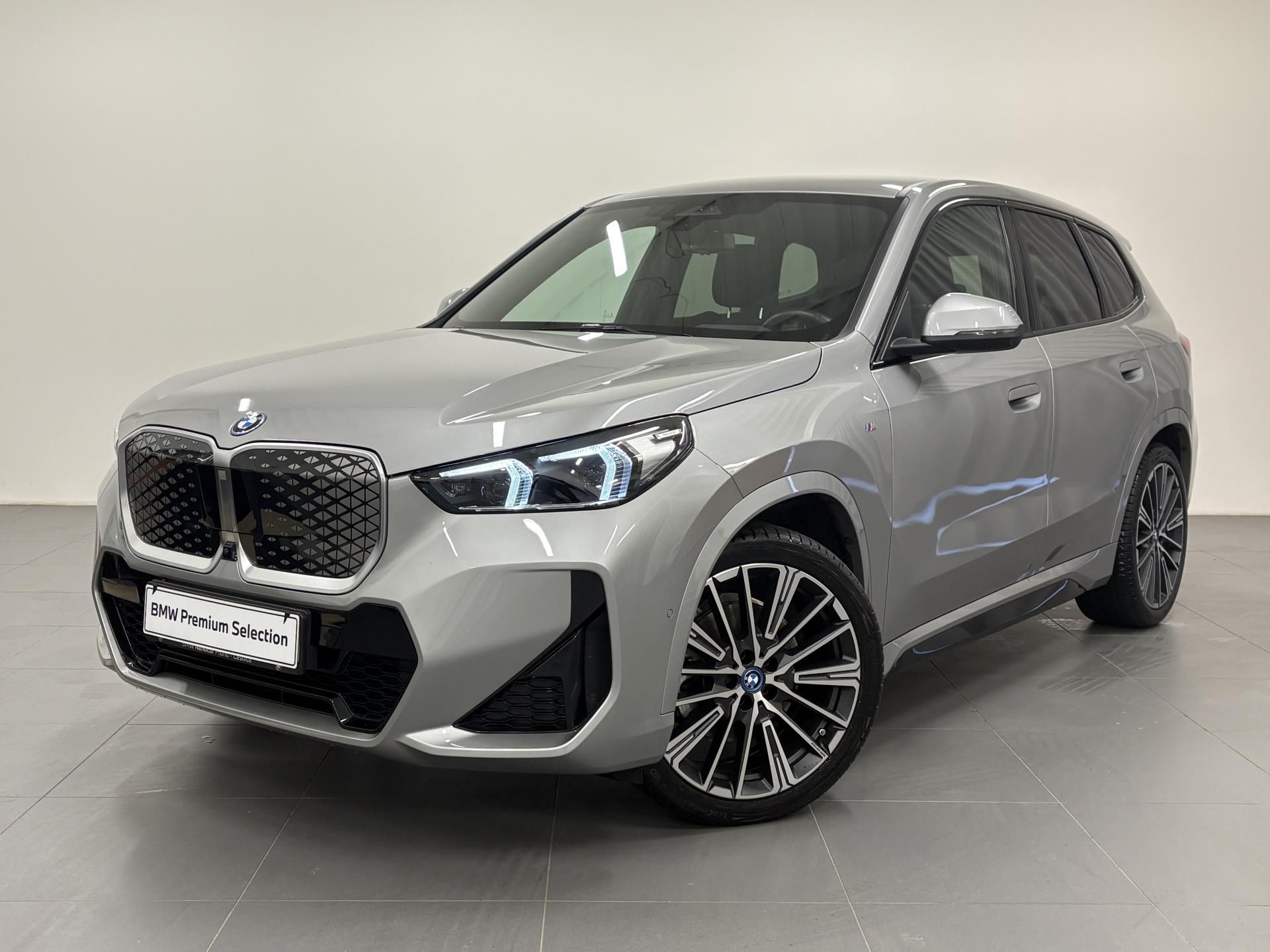 BMW iX1, iX1 xDrive 30