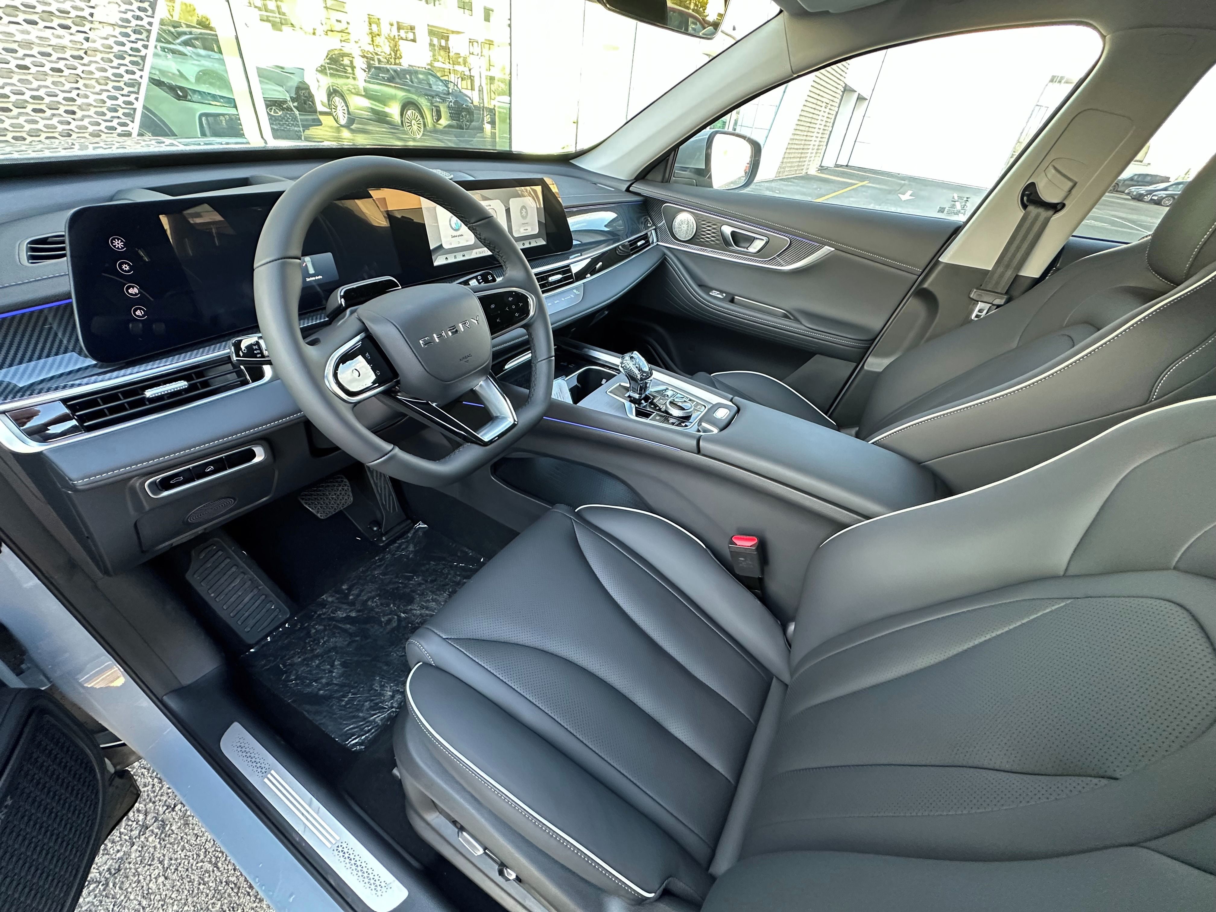 Chery Tiggo 7, 1,6 T-GDI UNIQUE 4x4 7DCT - fotka 6