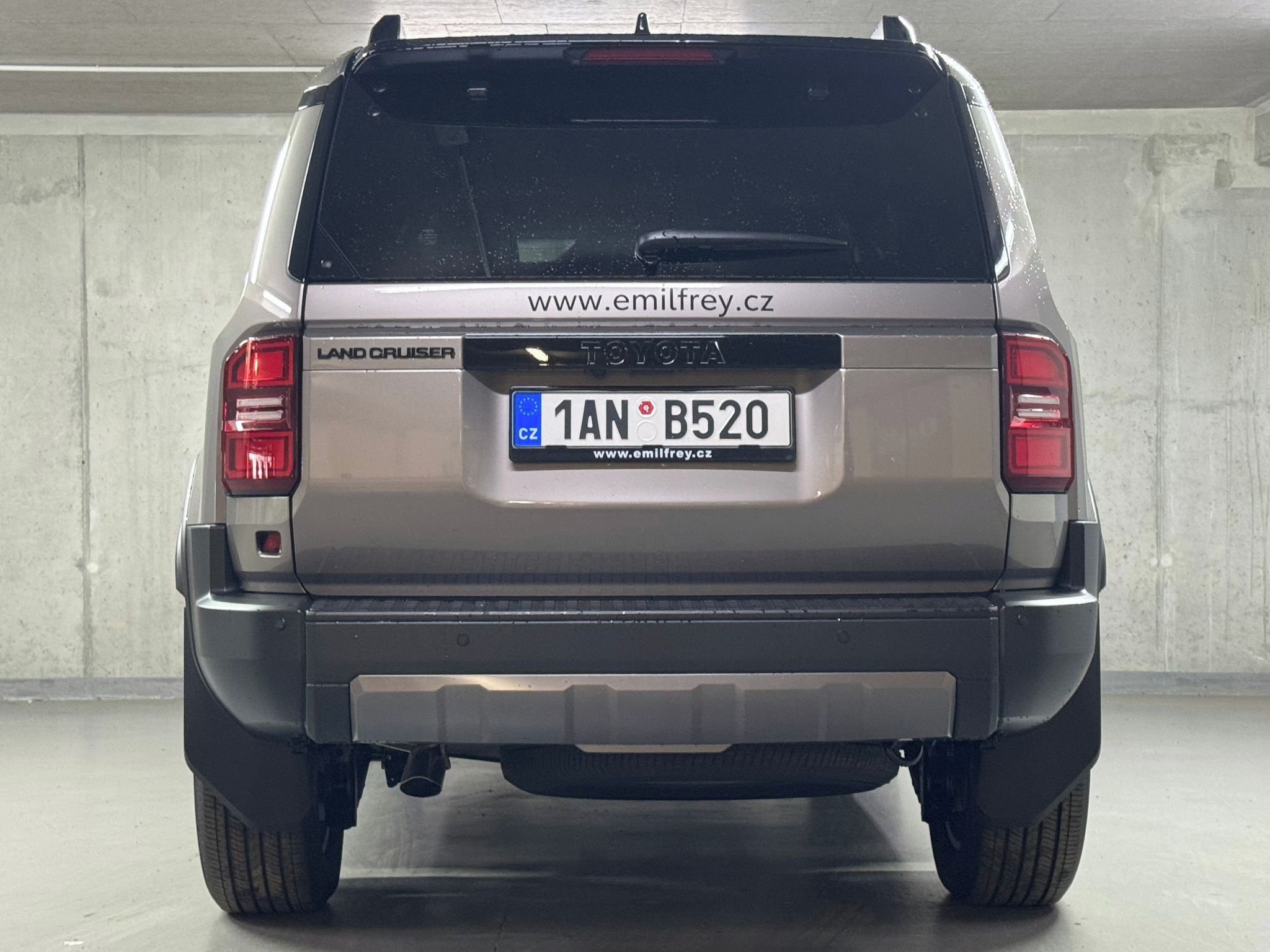 Toyota Land Cruiser, Executive 2.8L Diesel 48V MHEV - fotka 6