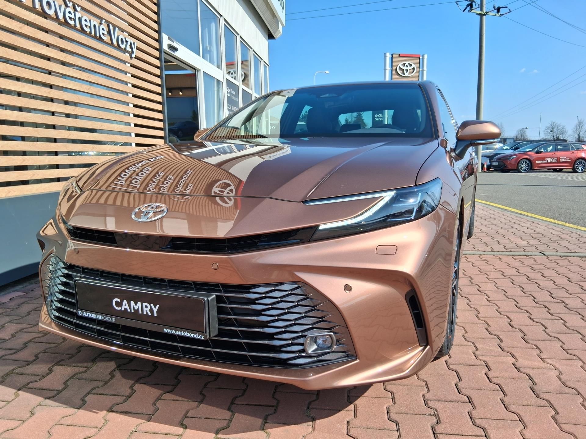 Toyota Camry, 2,5 HEV PRESTIGE - fotka 3