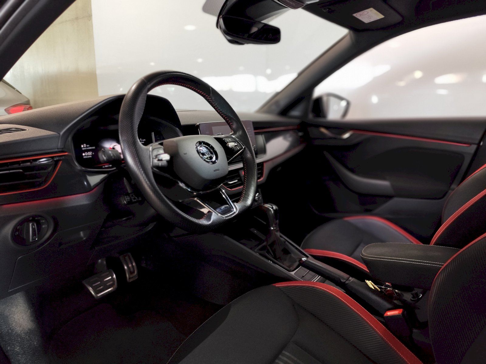 Škoda Kamiq, KAMIQ MONTE CARLO 1.0 TSI 81 k - fotka 6