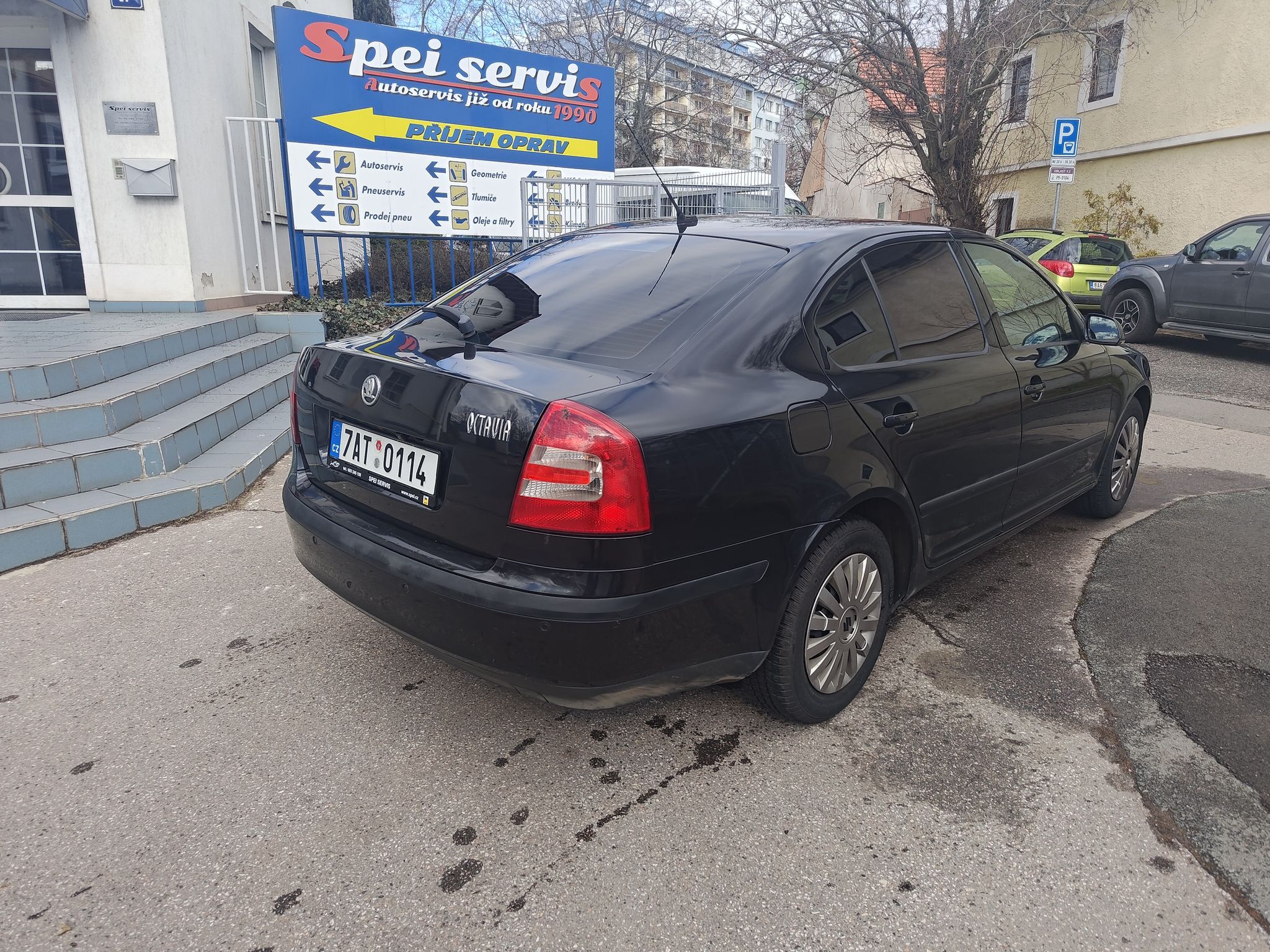 Škoda Octavia - fotka 2