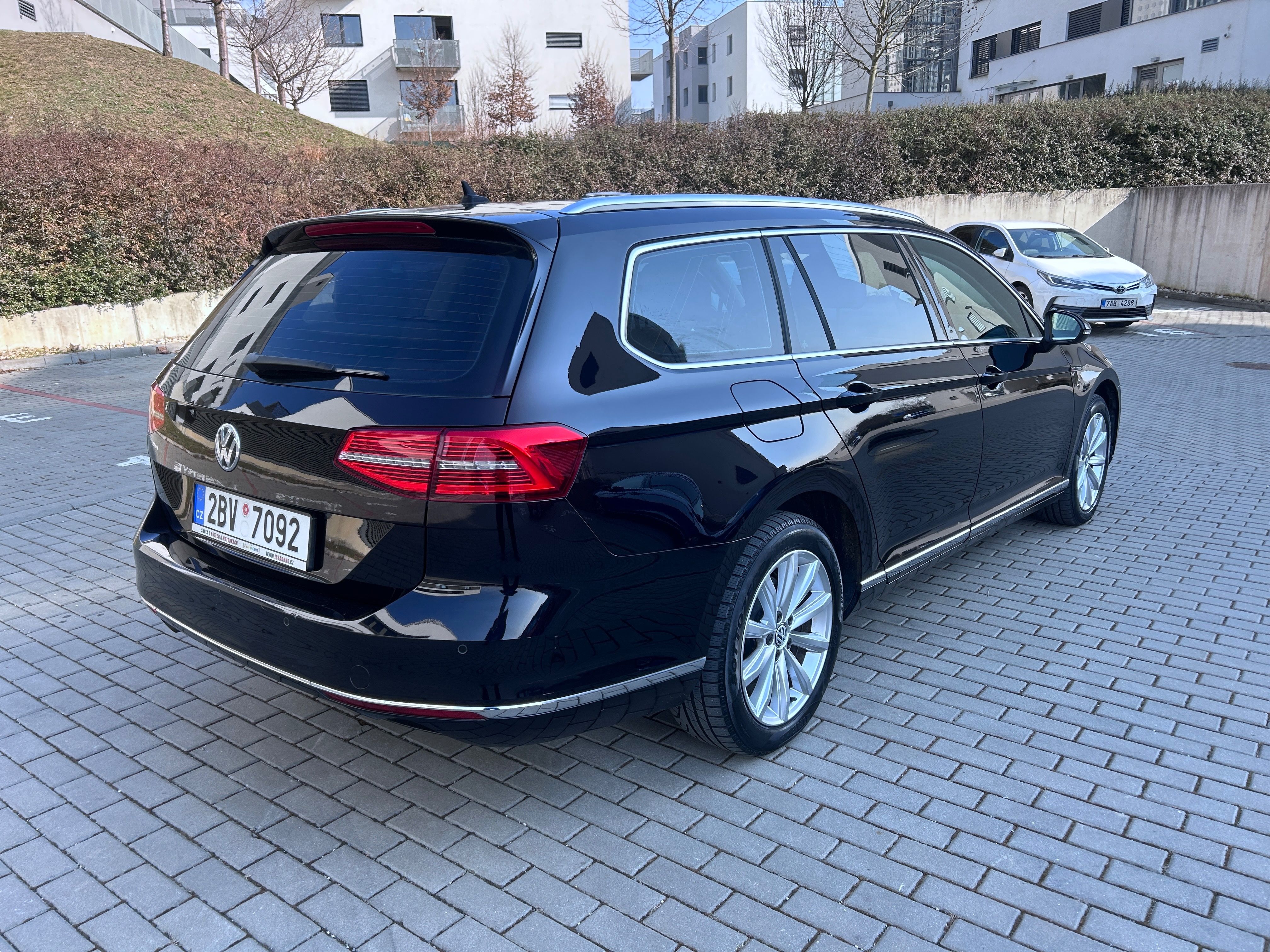 Volkswagen Passat, 2,0 TDI, 4Motion, 140kW - fotka 5