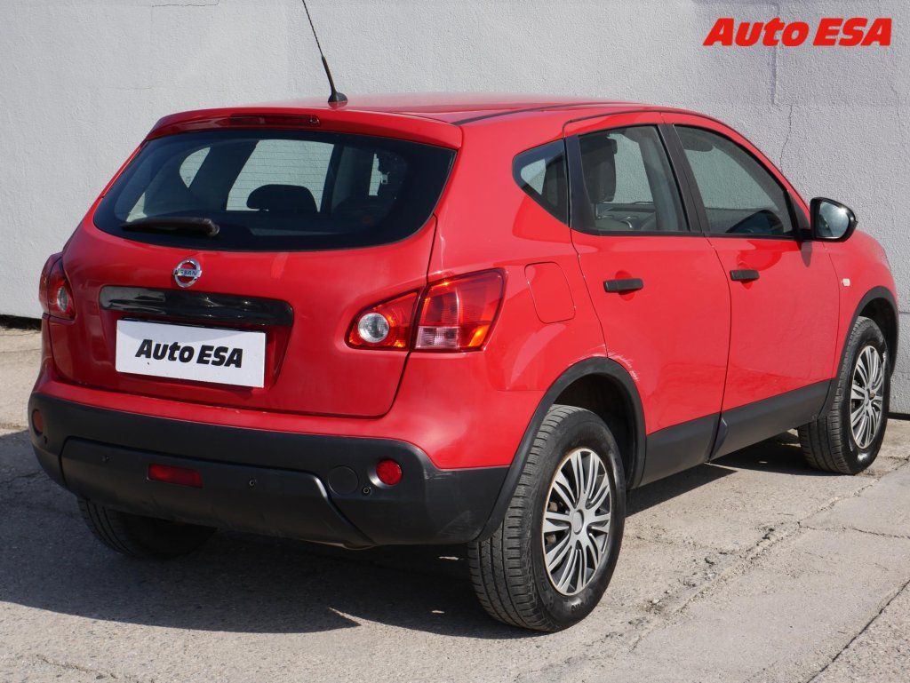 Nissan Qashqai, 1.6i,ČR,AC,park.asist - fotka 6