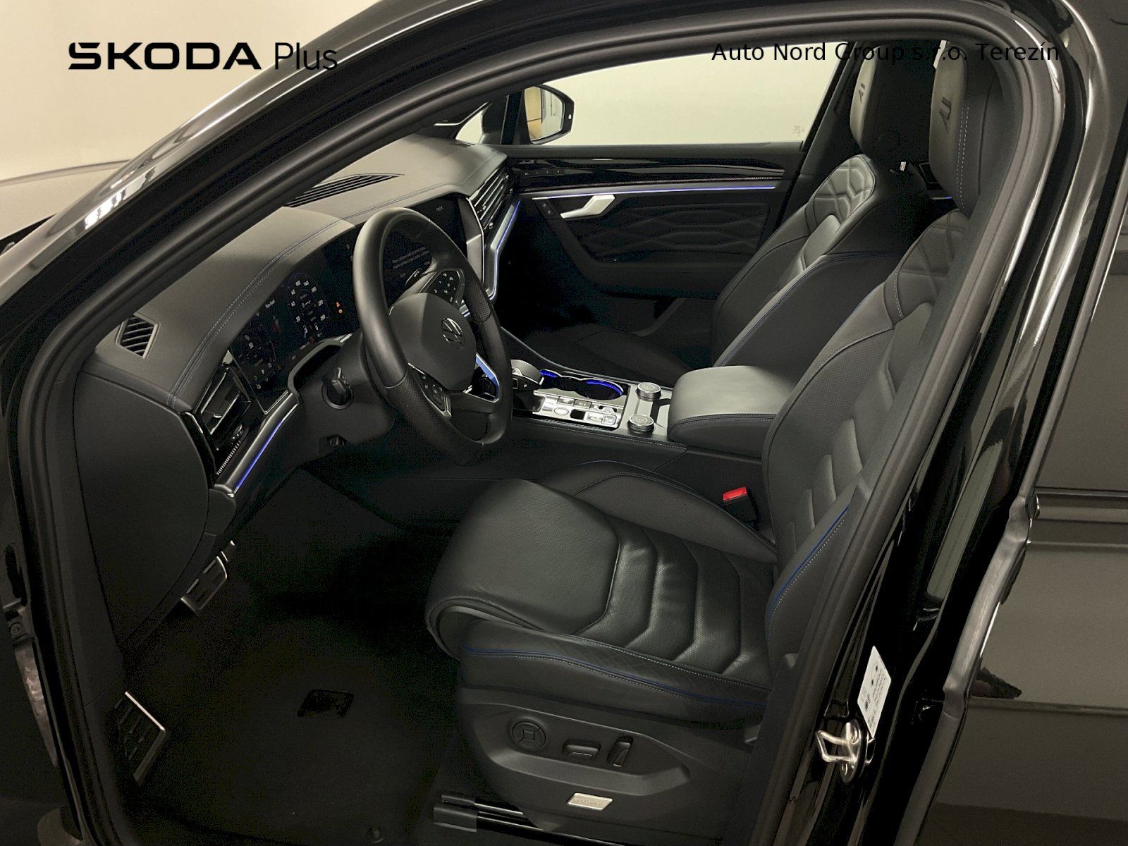 Volkswagen Touareg, R 3,0 TSI 340Kw eHYBRID - fotka 5