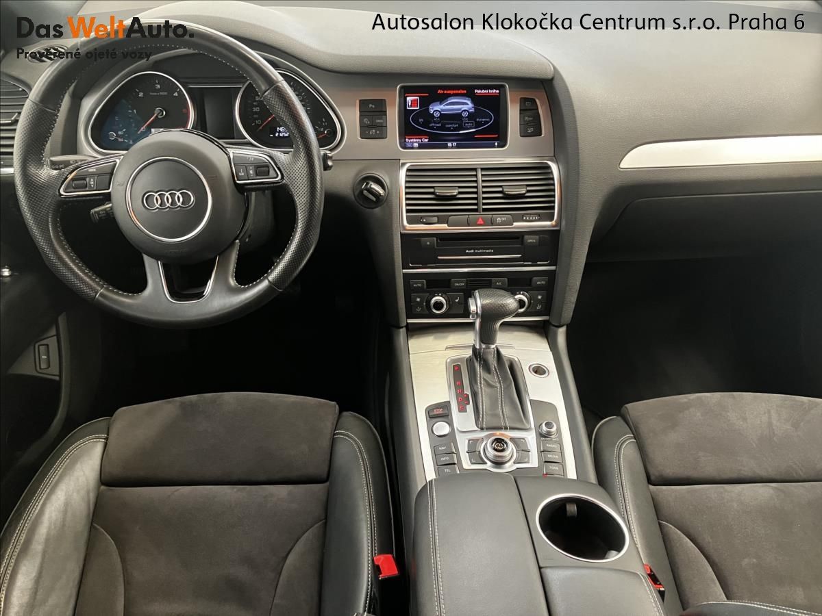 Audi Q7, TDI180 kW S-line 8TT Quattro - fotka 5