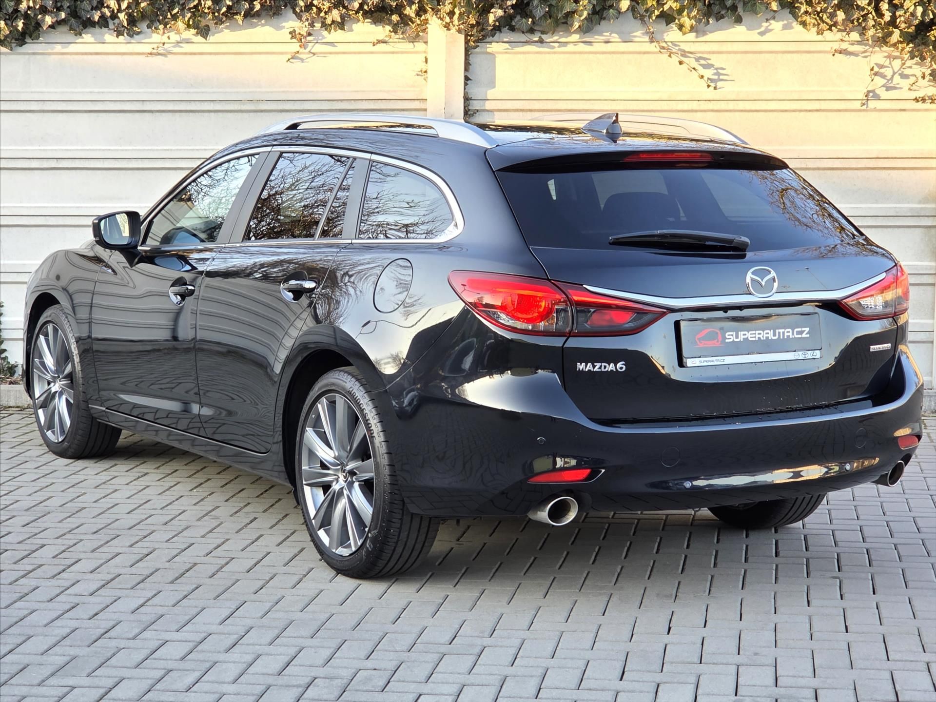 Mazda 6, 2,5 Skyactiv-G 143kW A/T NEHAV - fotka 4