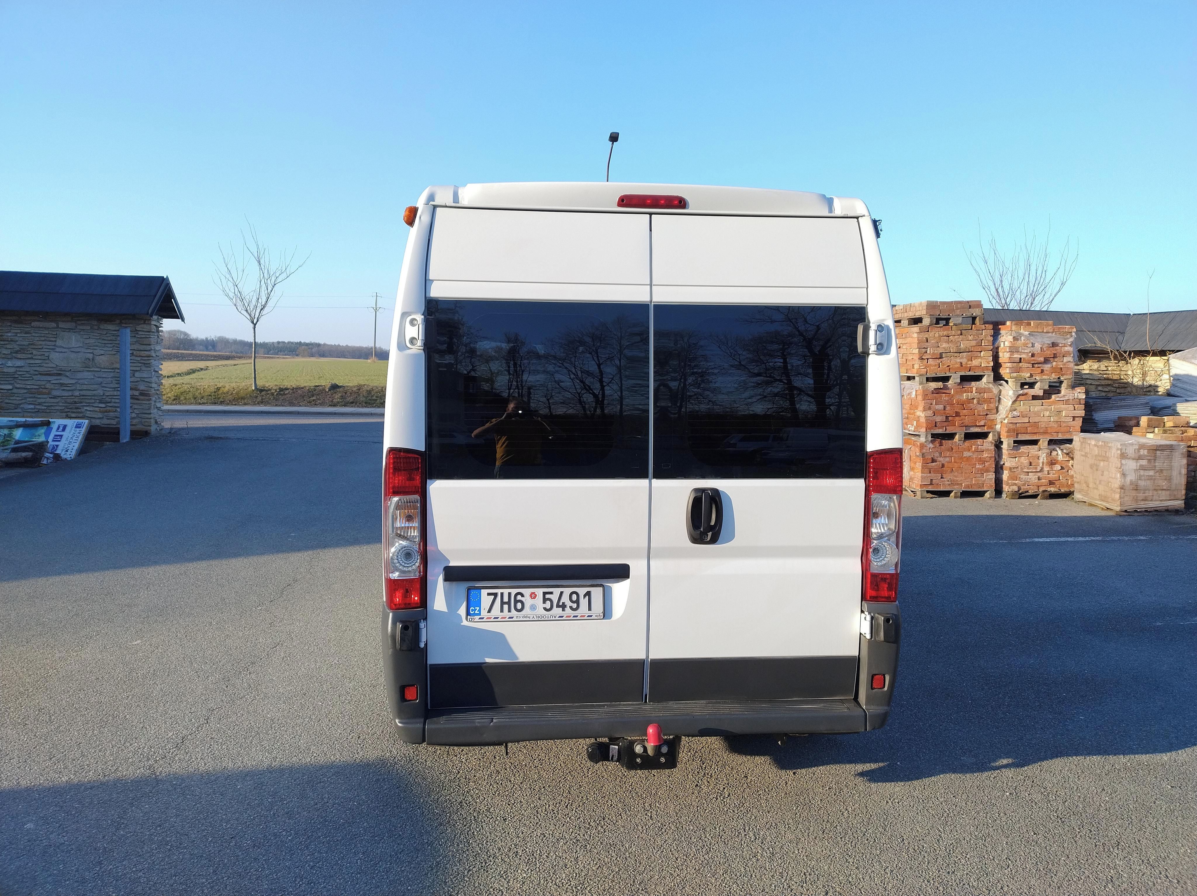 Peugeot Boxer, L2H2 9 míst s posuvem - fotka 3
