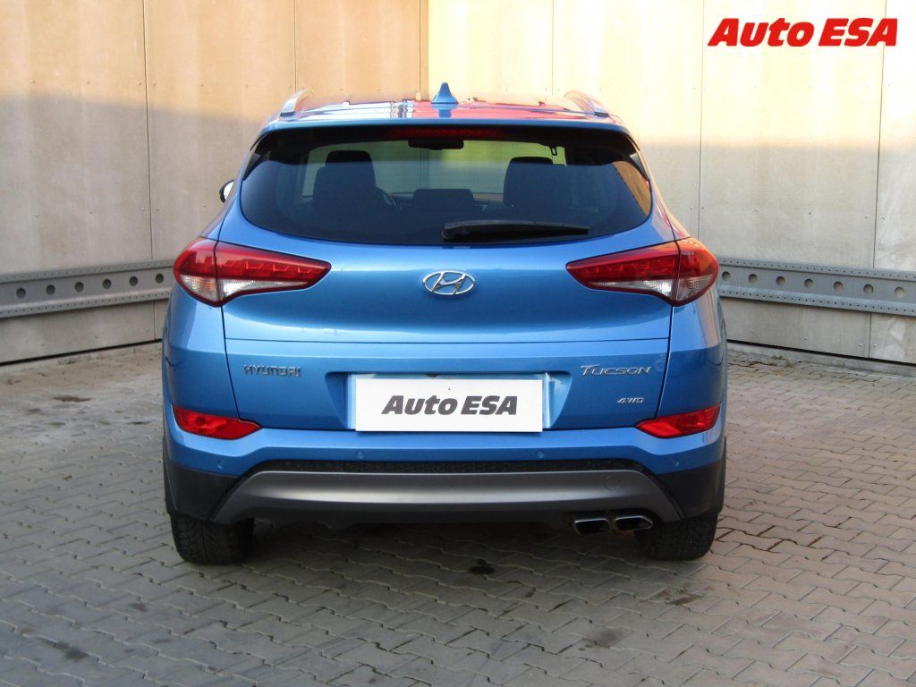 Hyundai Tucson, 2.0 CRDi 4x4,ČR,Navi - fotka 5