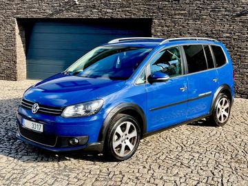 1.6 TDi CROSS